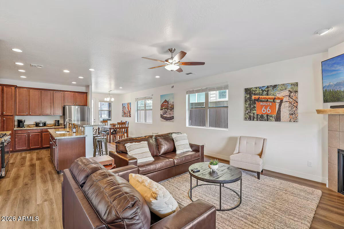 MIRAMONTE AT PRESIDIO IN THE PINES 5 - Residential