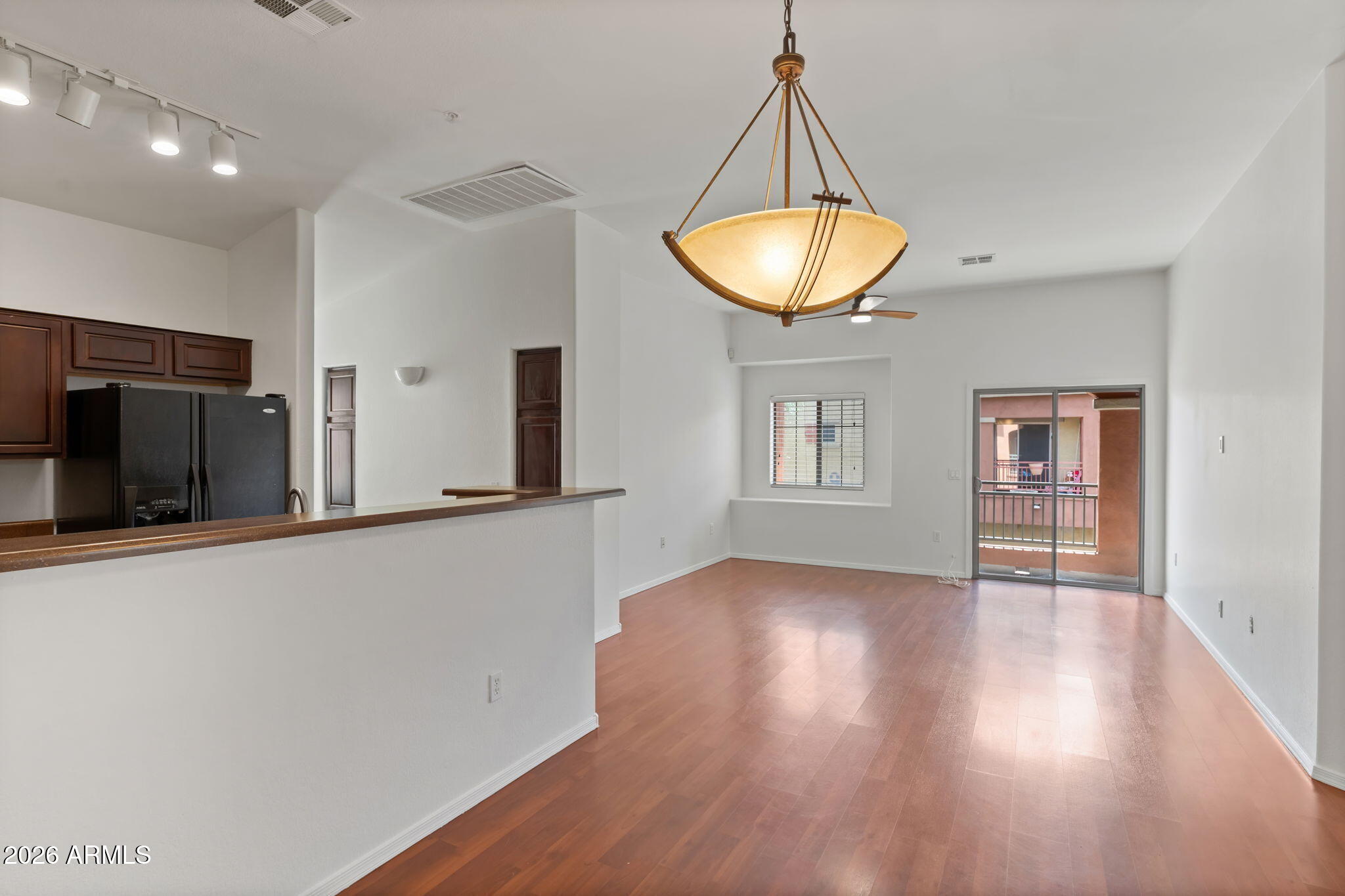 TRE BELLAVIA 2 CONDOMINIUM - Residential