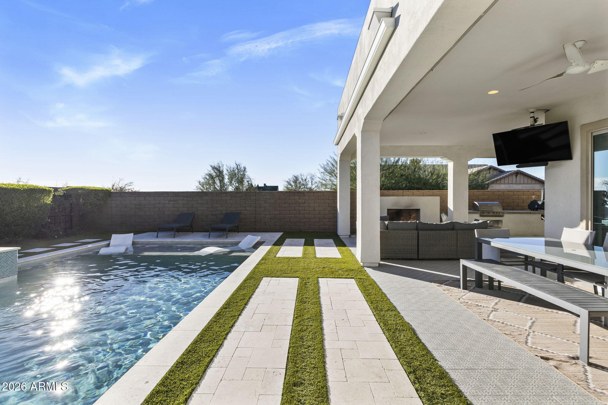 SANTOLINA - Residential