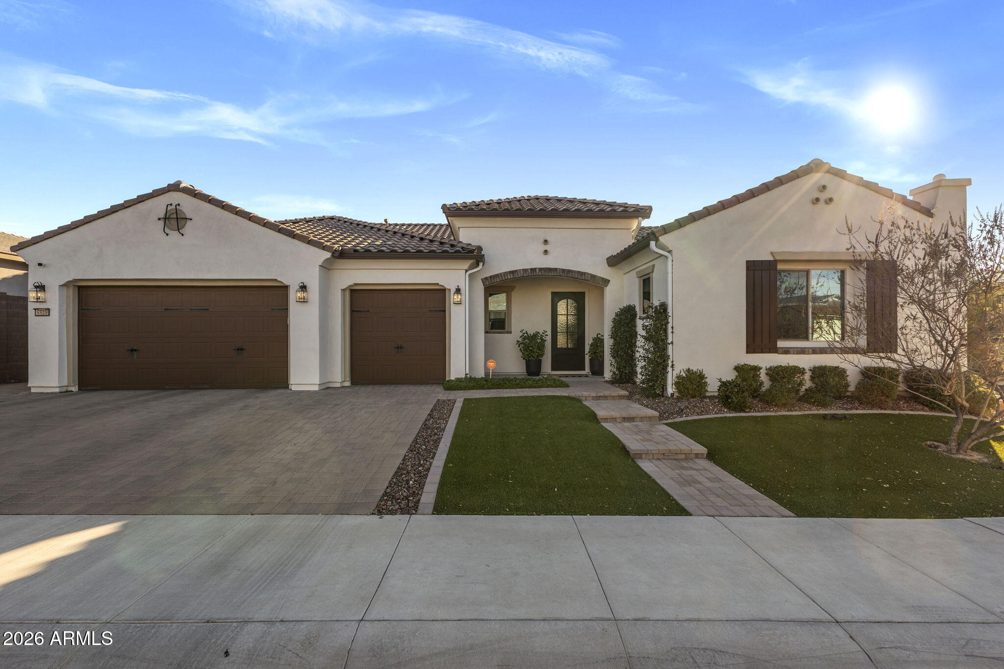 SANTOLINA - Residential