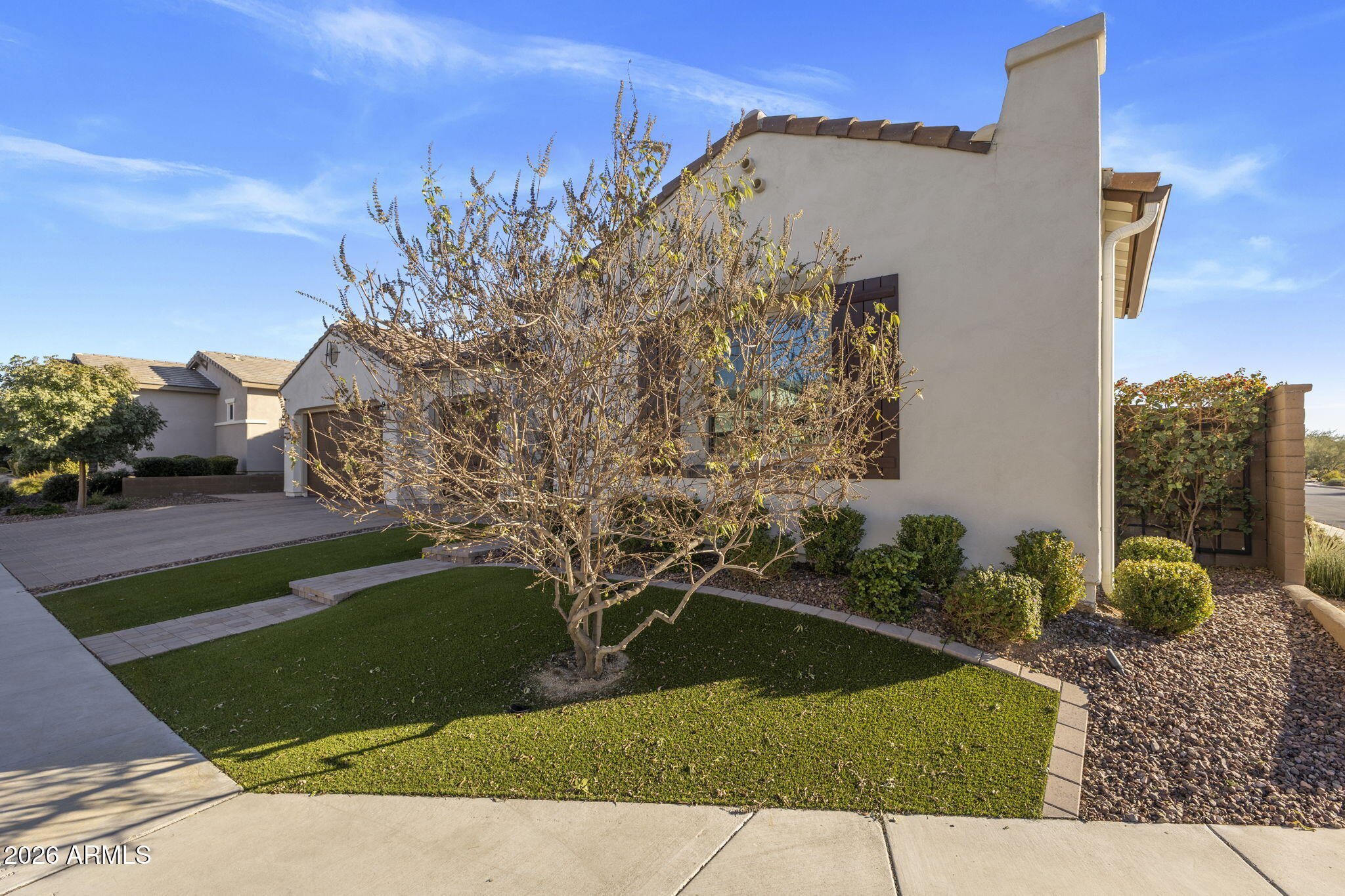 SANTOLINA - Residential