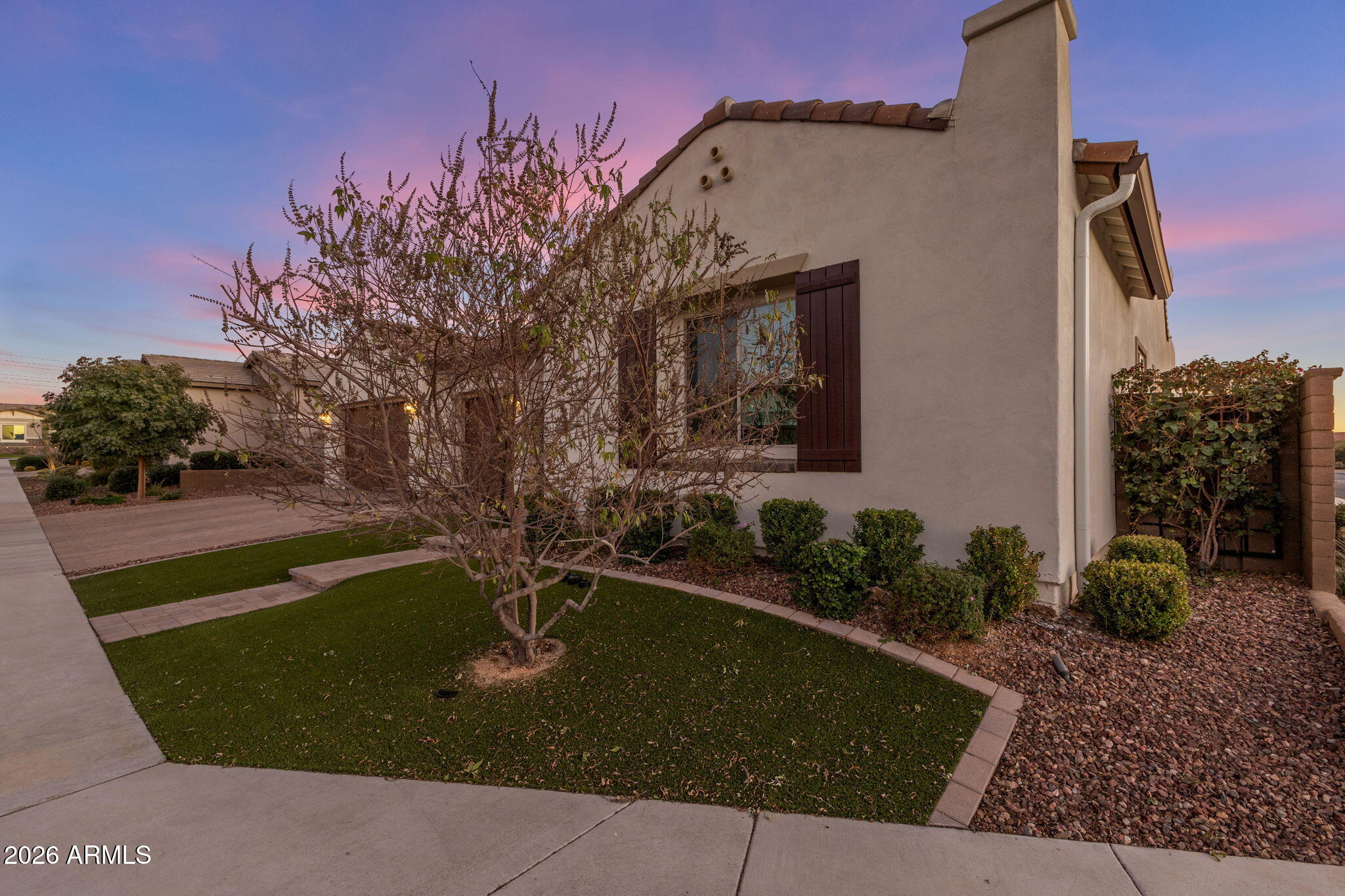 SANTOLINA - Residential