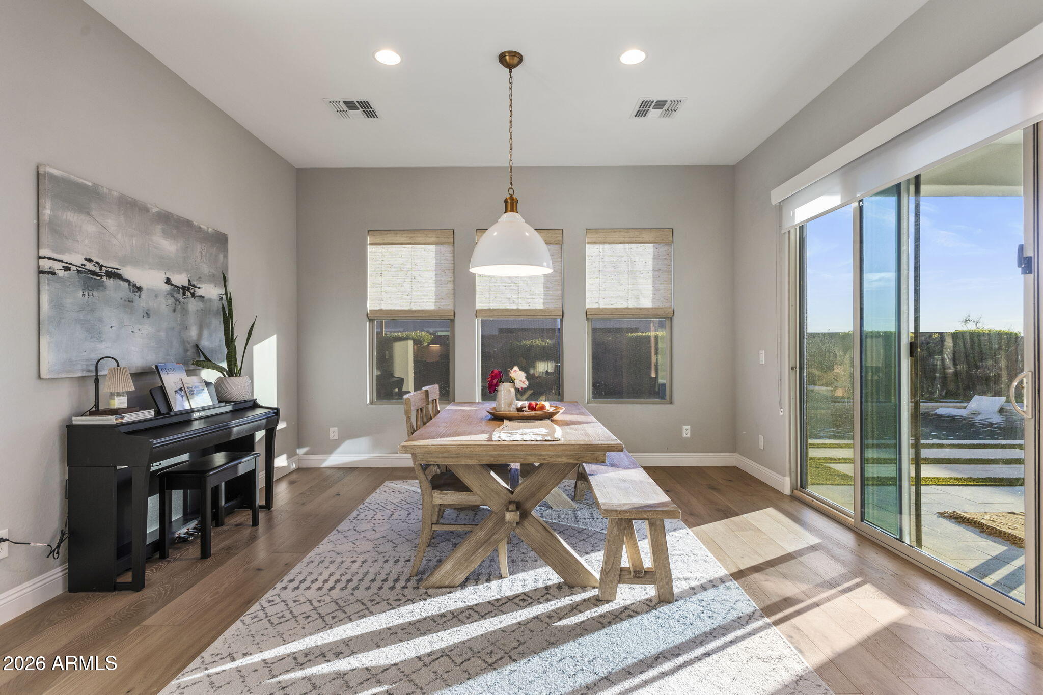 SANTOLINA - Residential