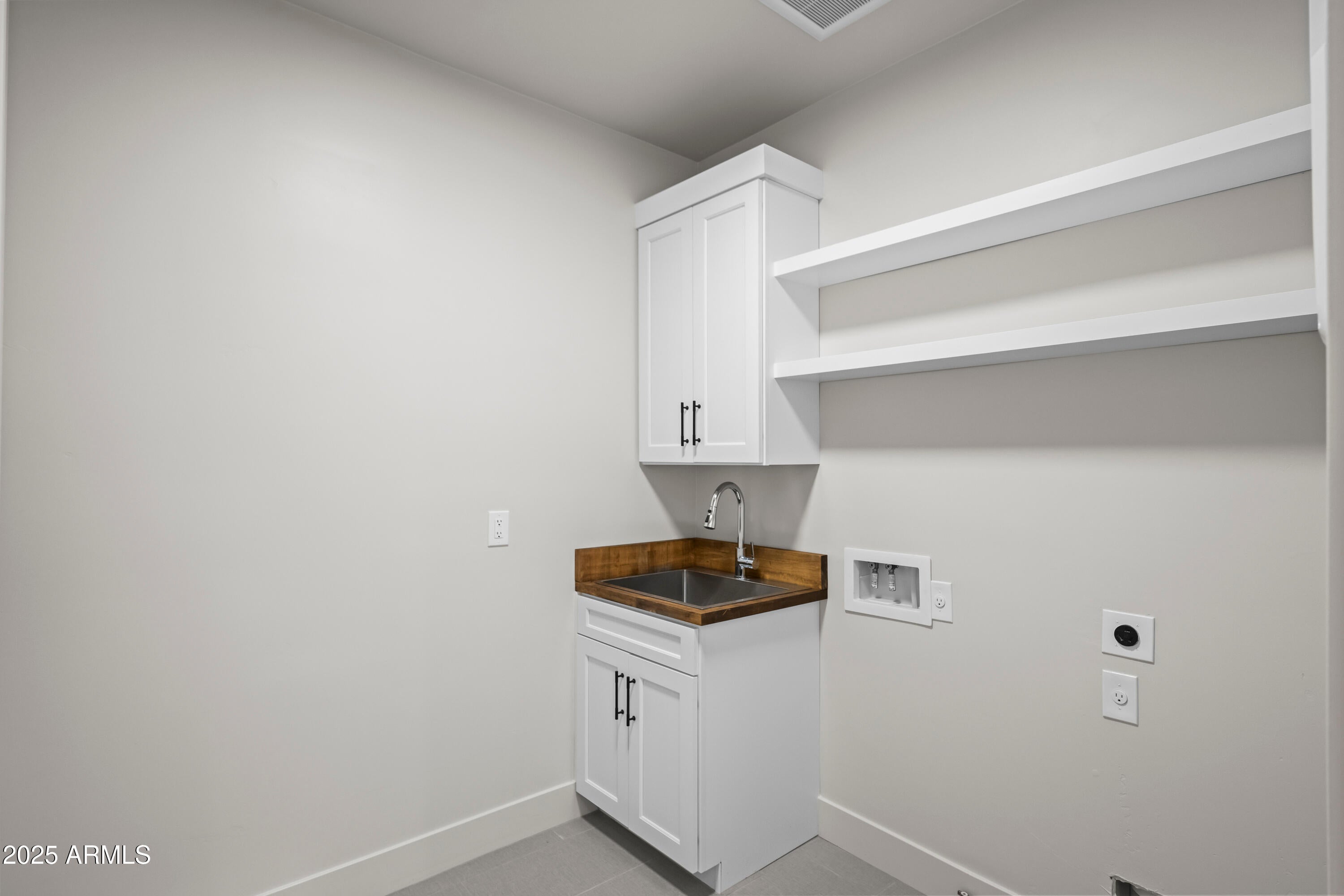BILTMORE MOUNTAIN VILLAS 1 - Residential