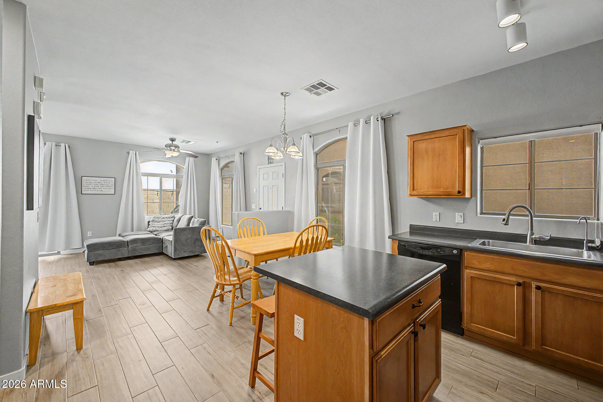 TRE ALLAGIO CONDOMINIUM - Residential
