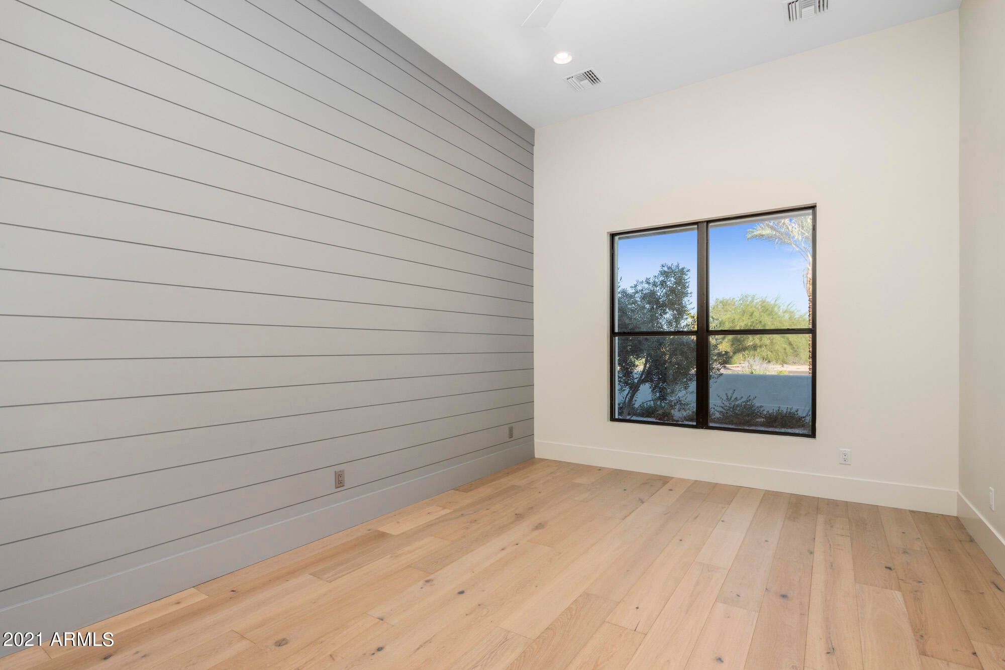 MOCKING BIRD ACRES - Residential