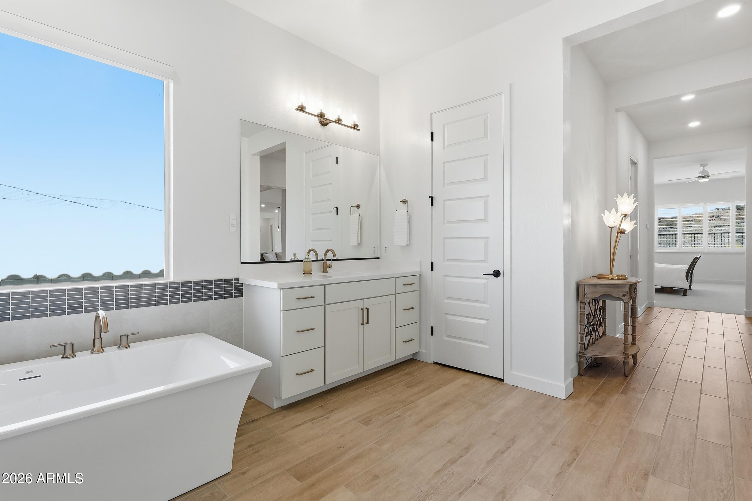 WHISPERING HILLS - Residential