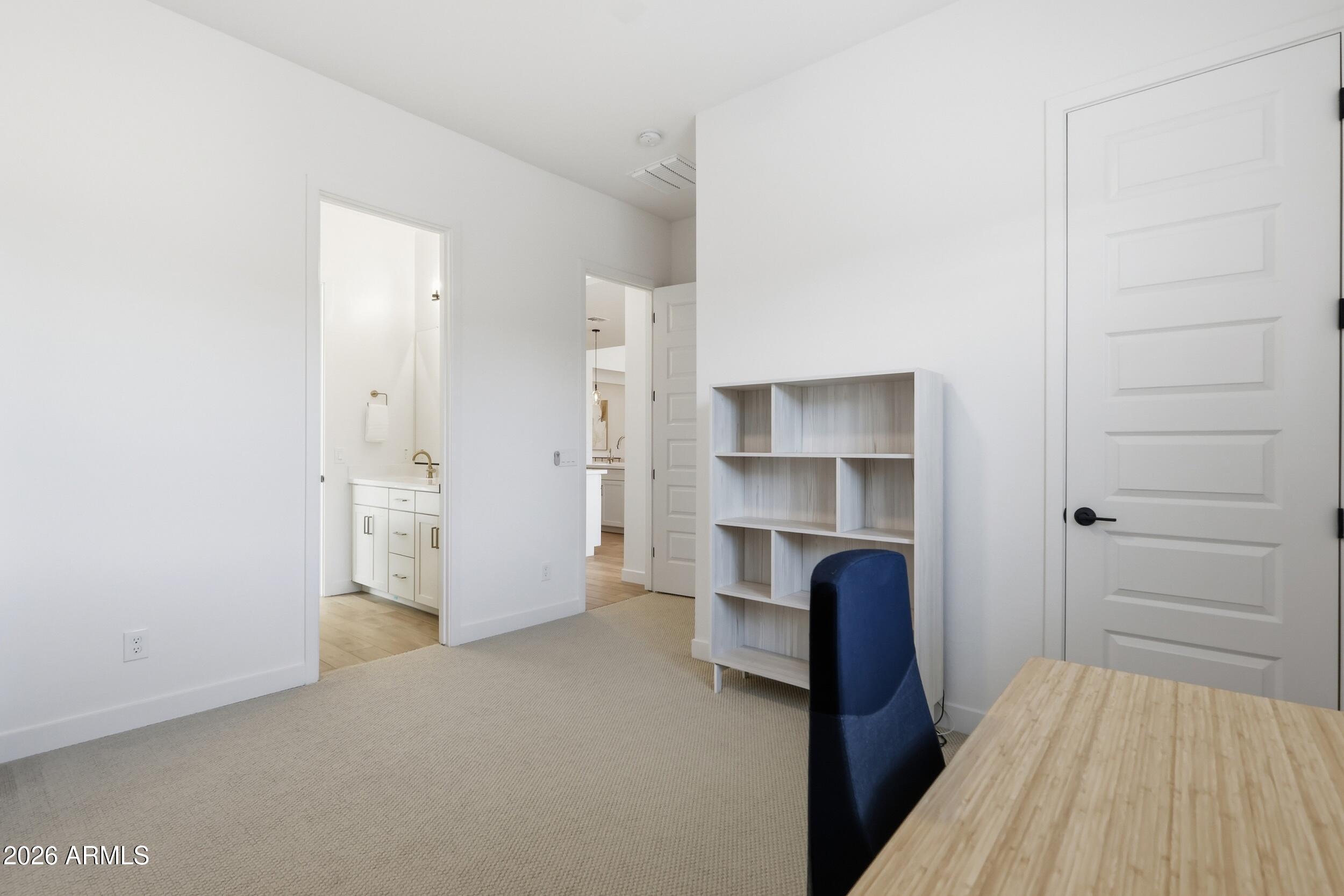 WHISPERING HILLS - Residential