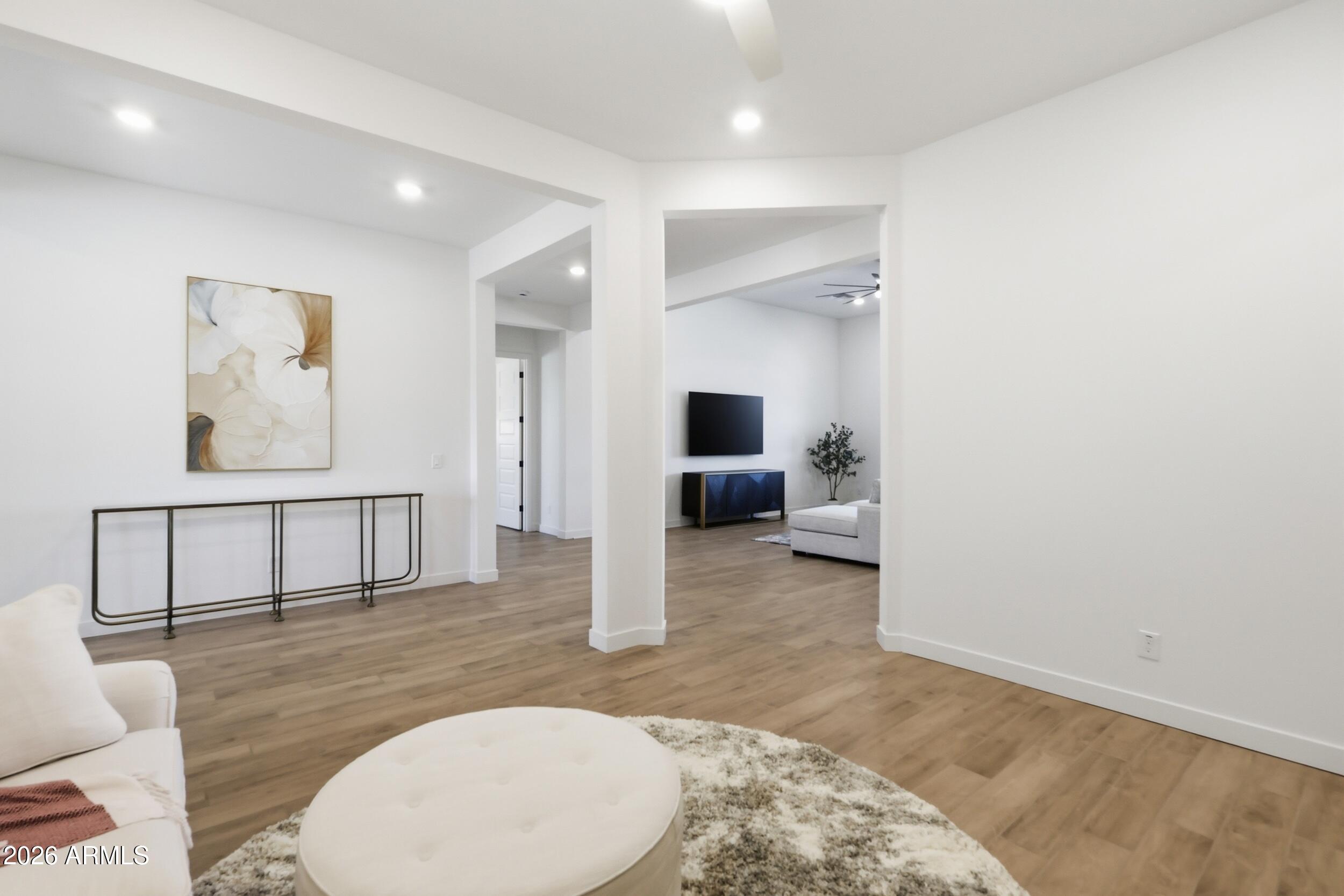 WHISPERING HILLS - Residential