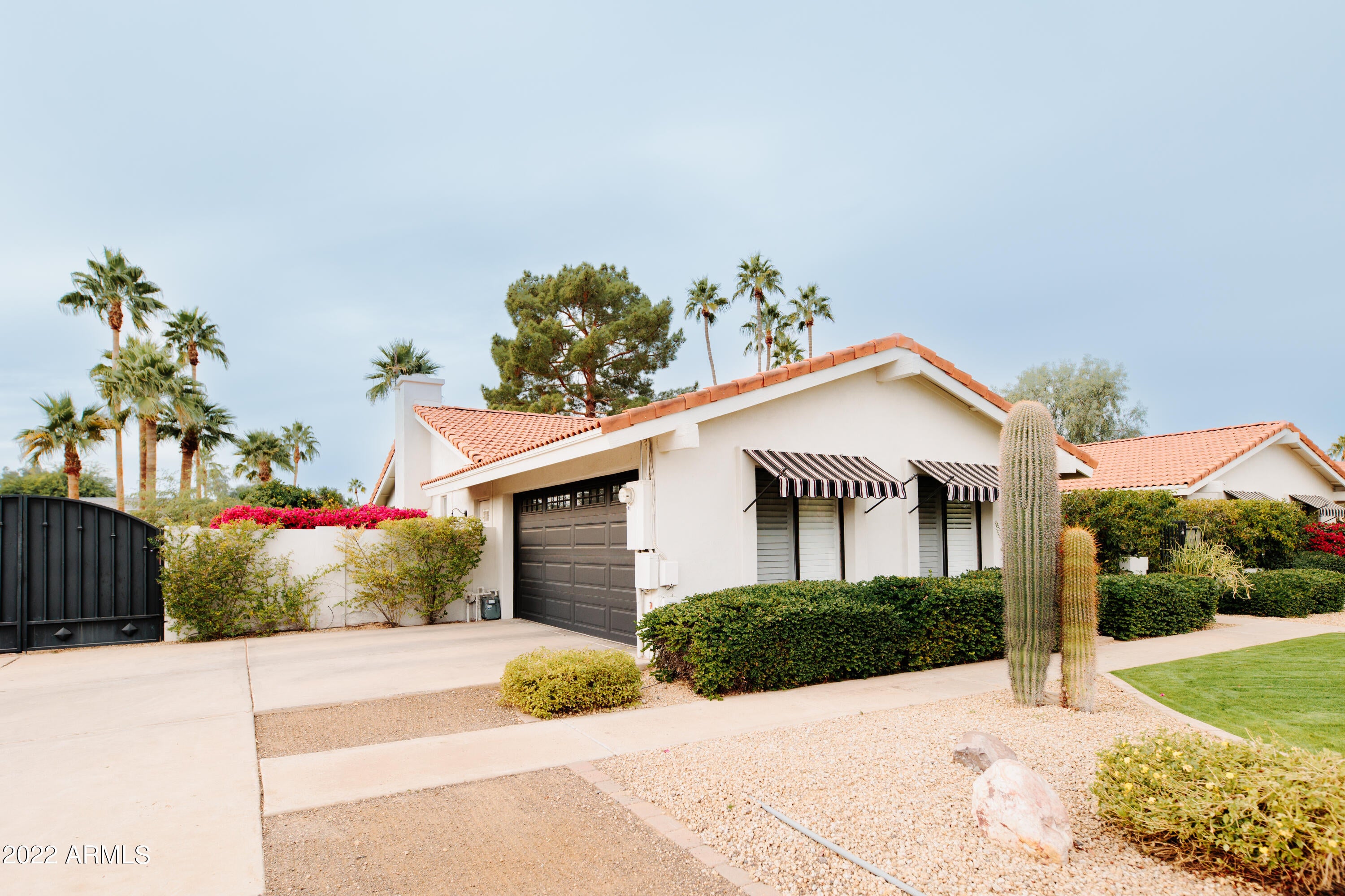 WOODLEAF 2 - Residential