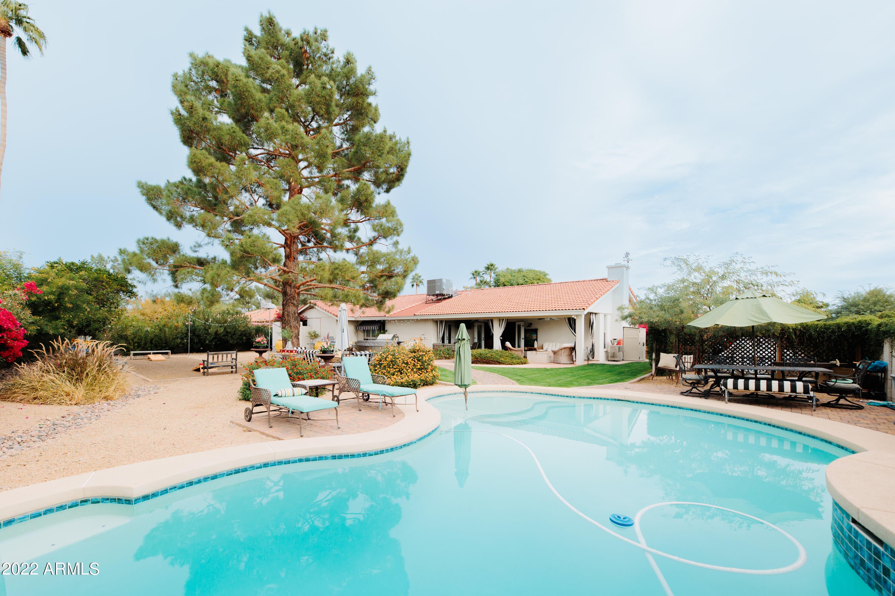 WOODLEAF 2 - Residential
