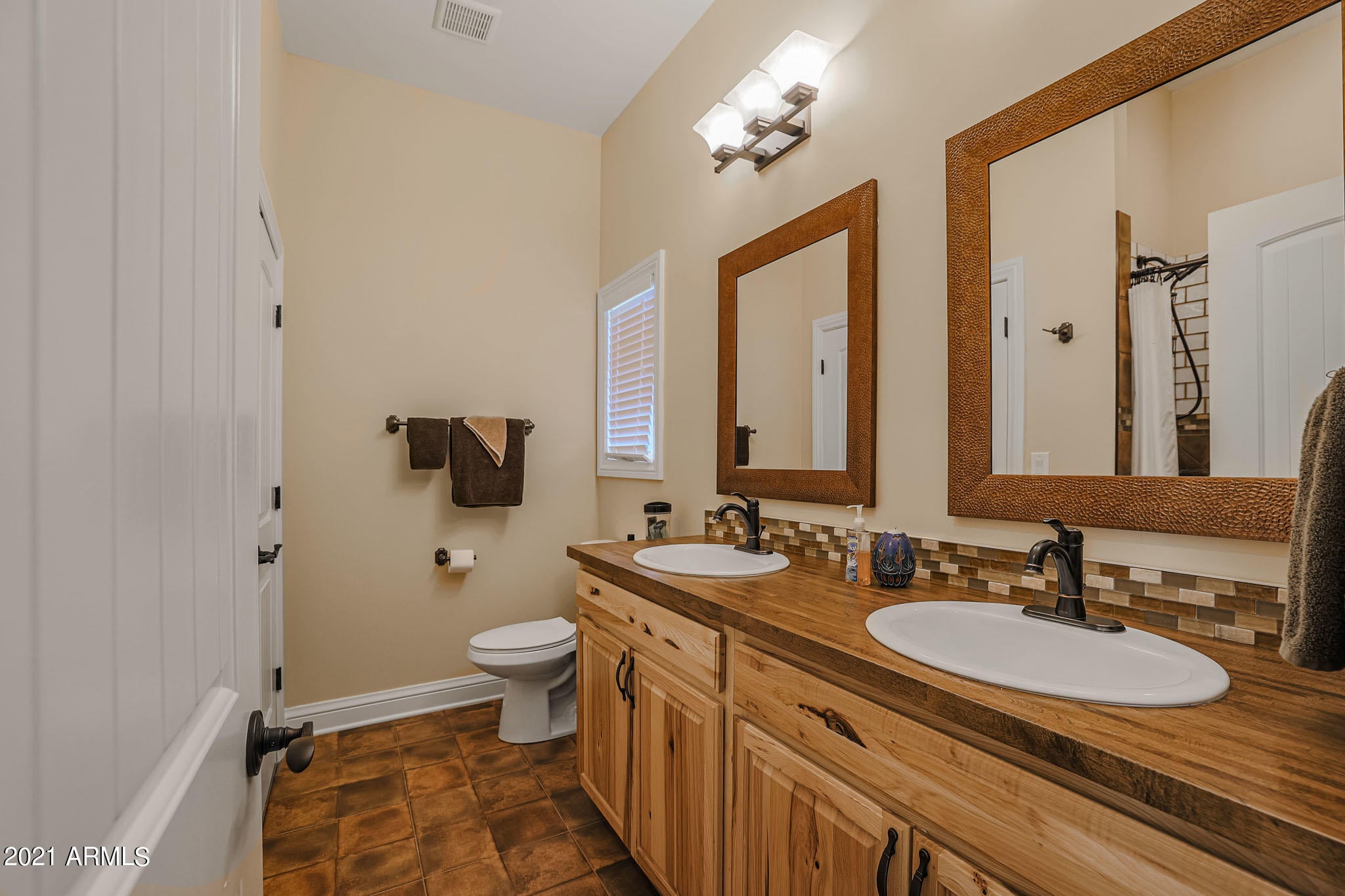 No HOA! - Residential