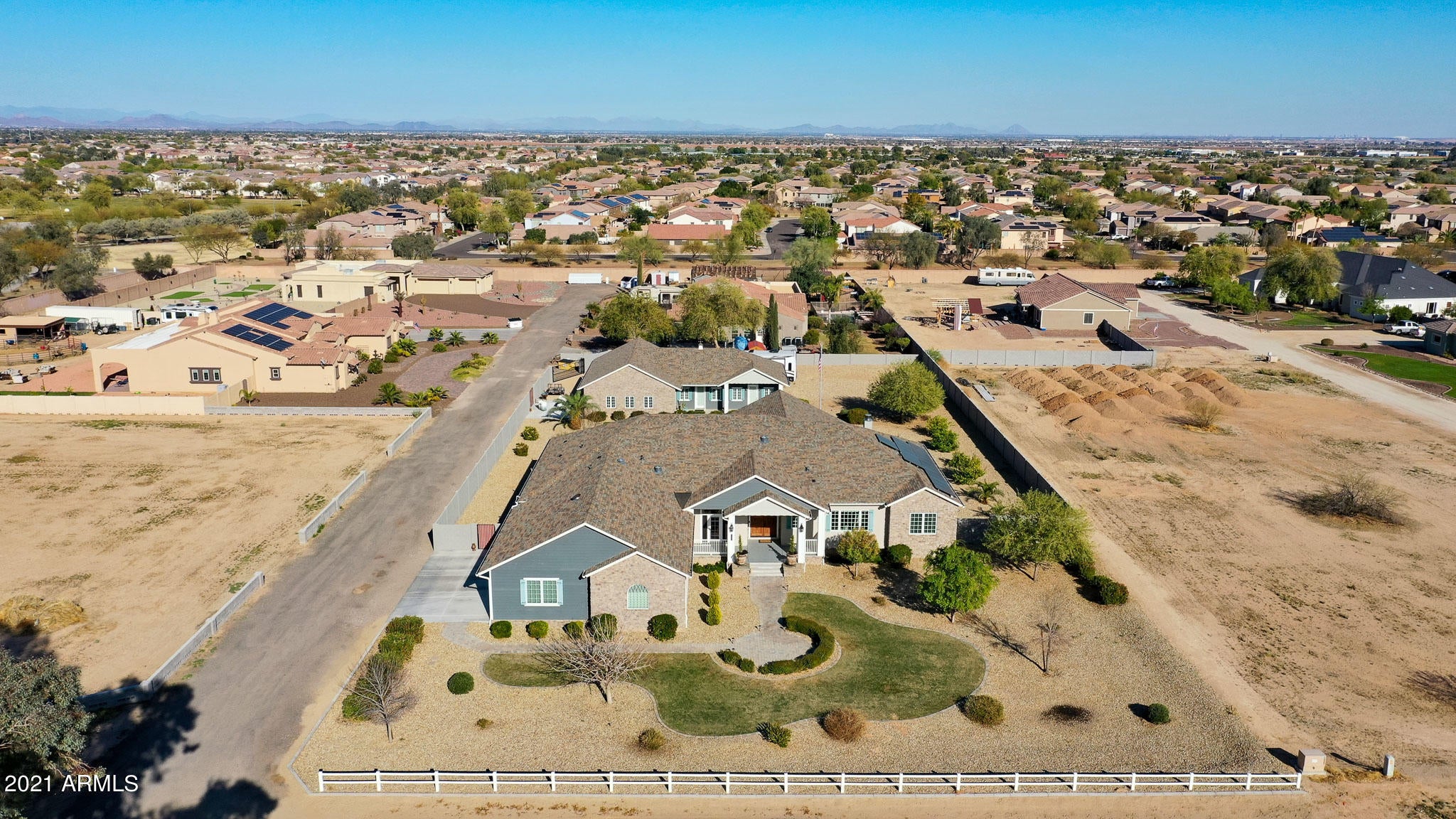 No HOA! - Residential