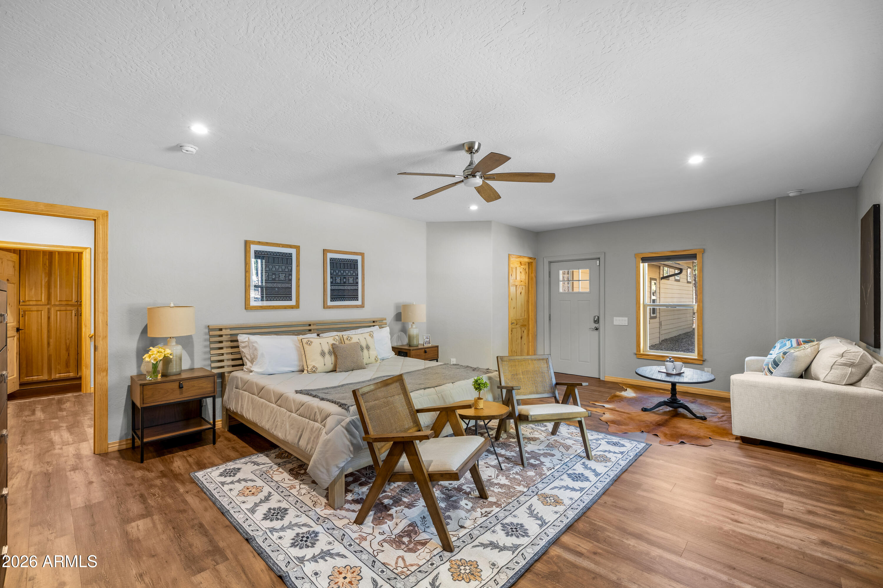 LOCKETT RANCHES - Residential