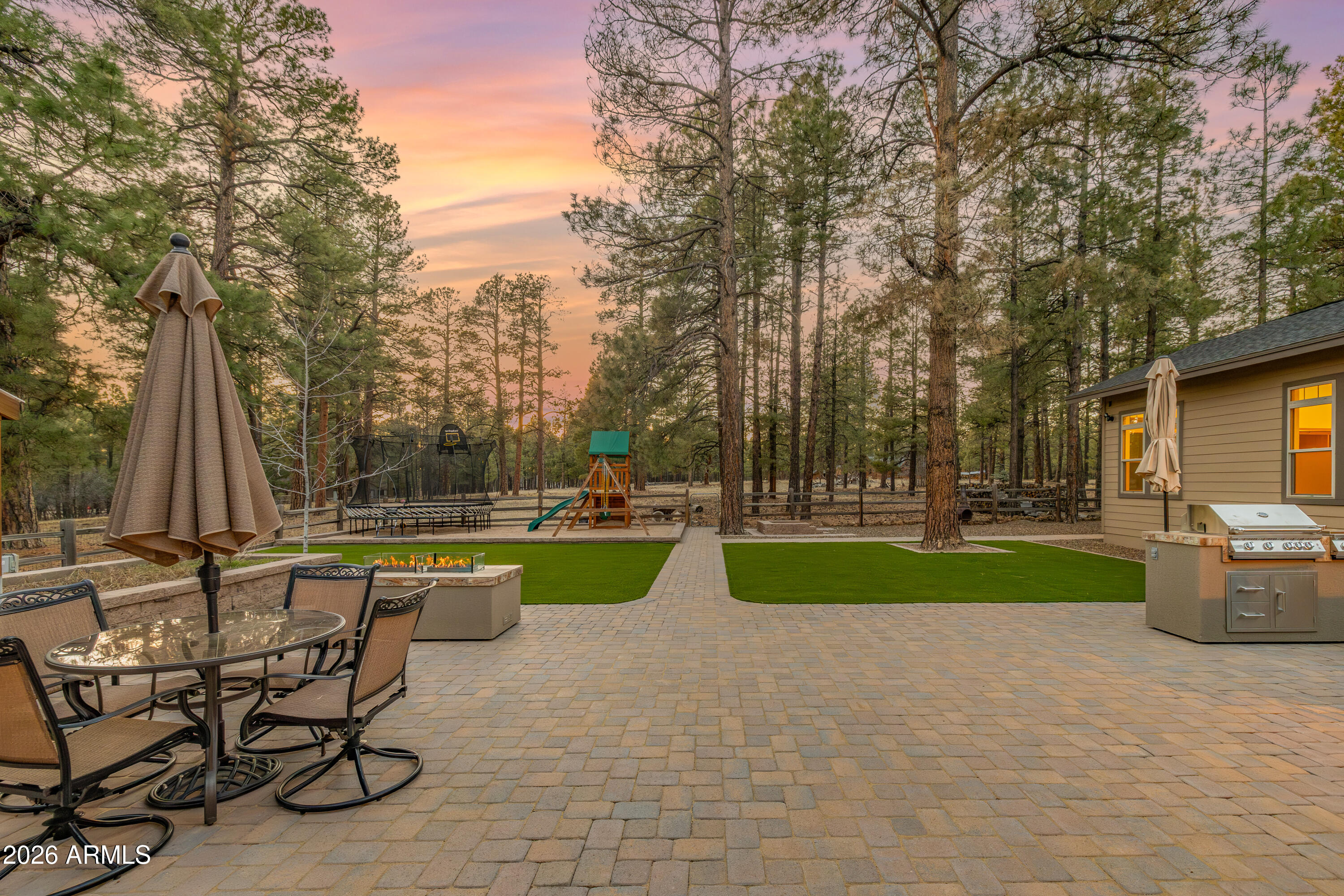 LOCKETT RANCHES - Residential