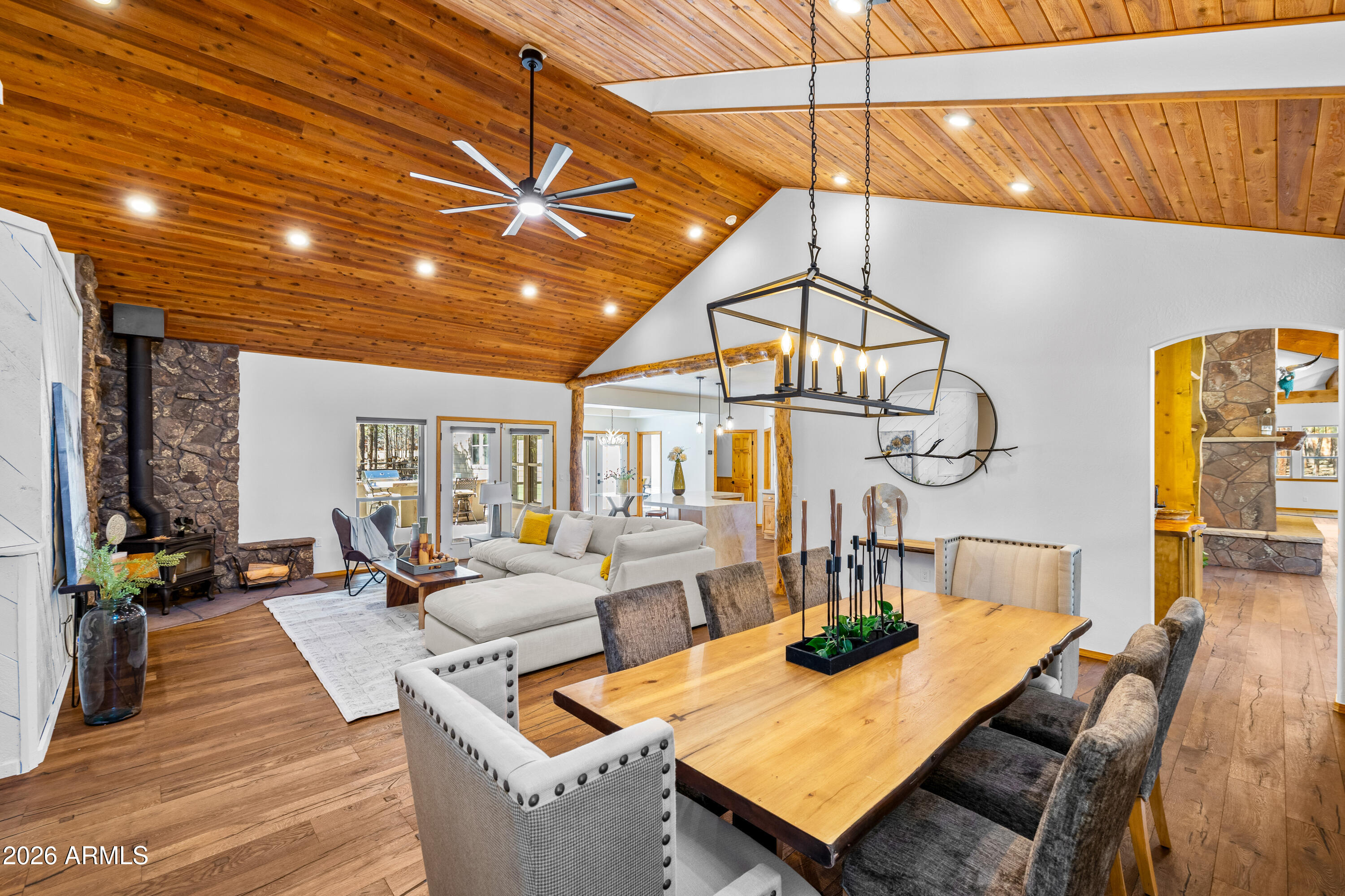 LOCKETT RANCHES - Residential