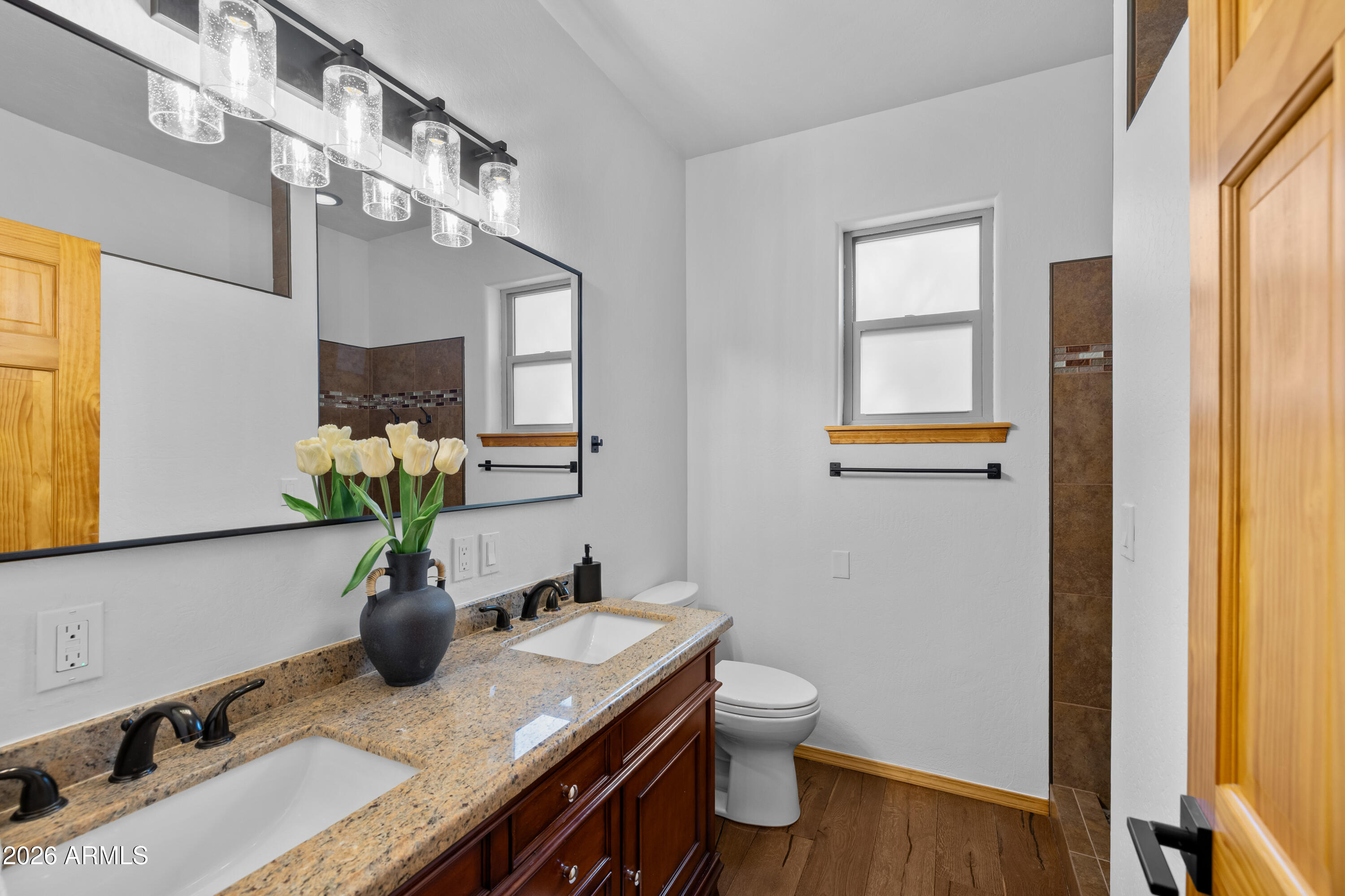 LOCKETT RANCHES - Residential