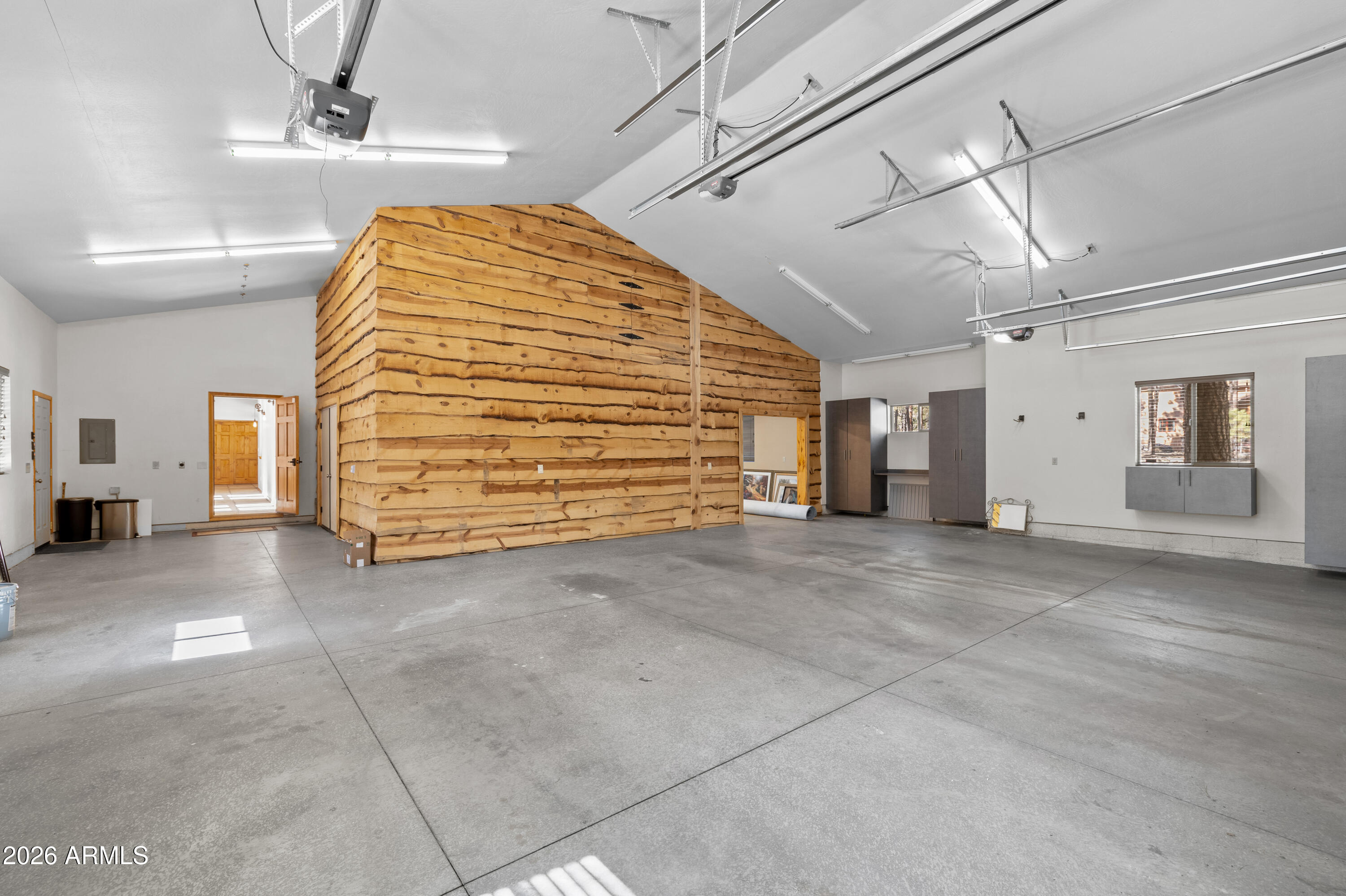 LOCKETT RANCHES - Residential