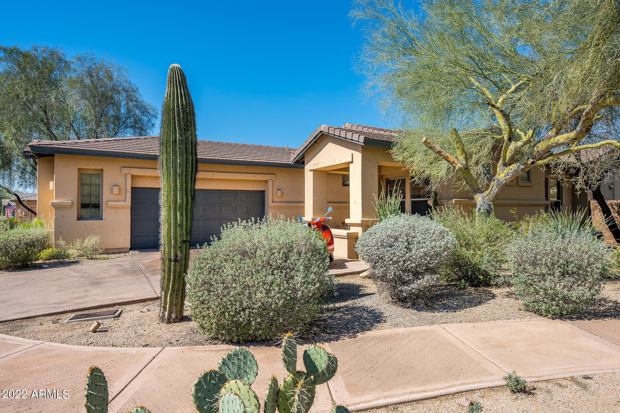 DC RANCH - Residential