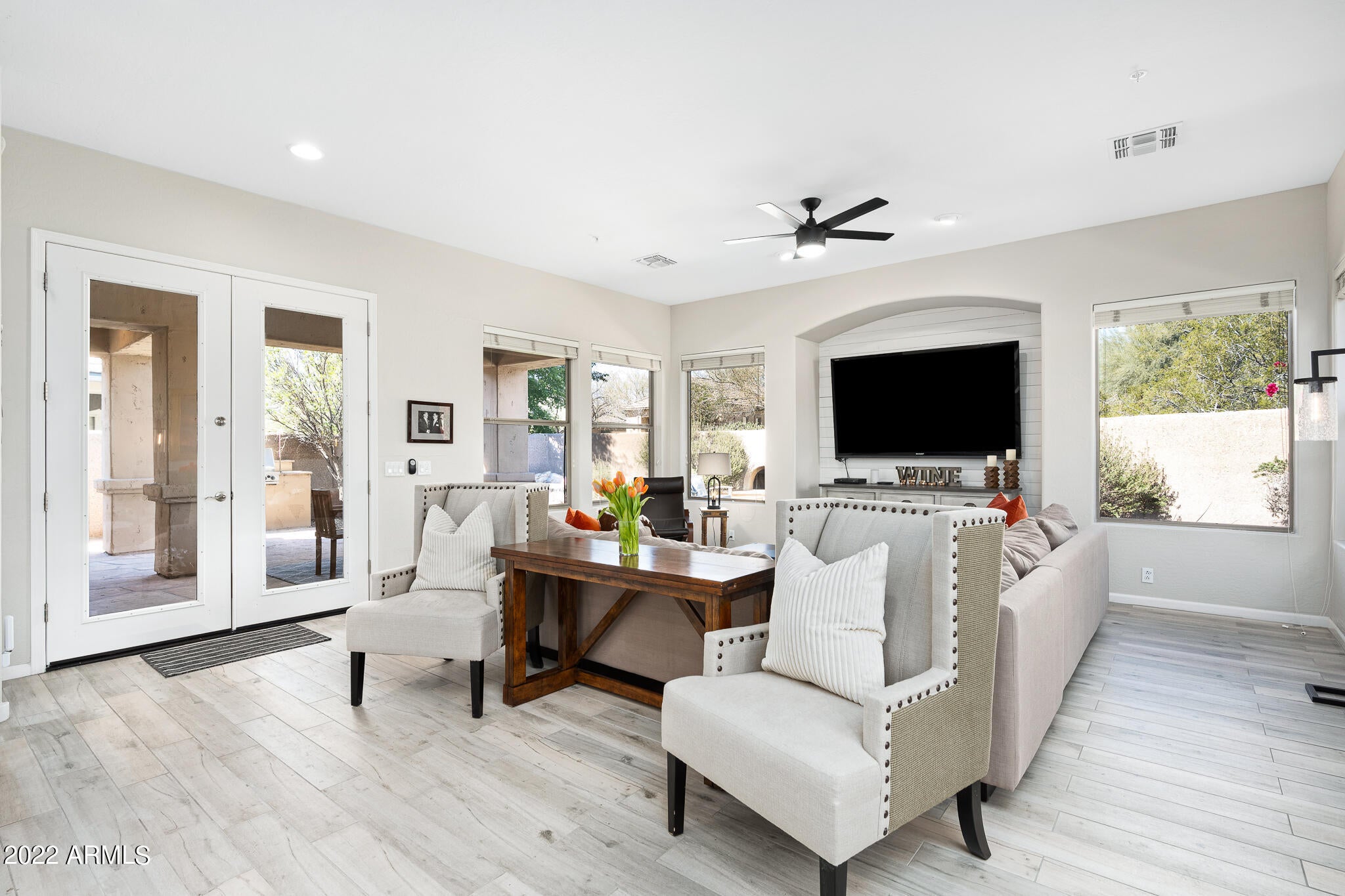 DC RANCH - Residential