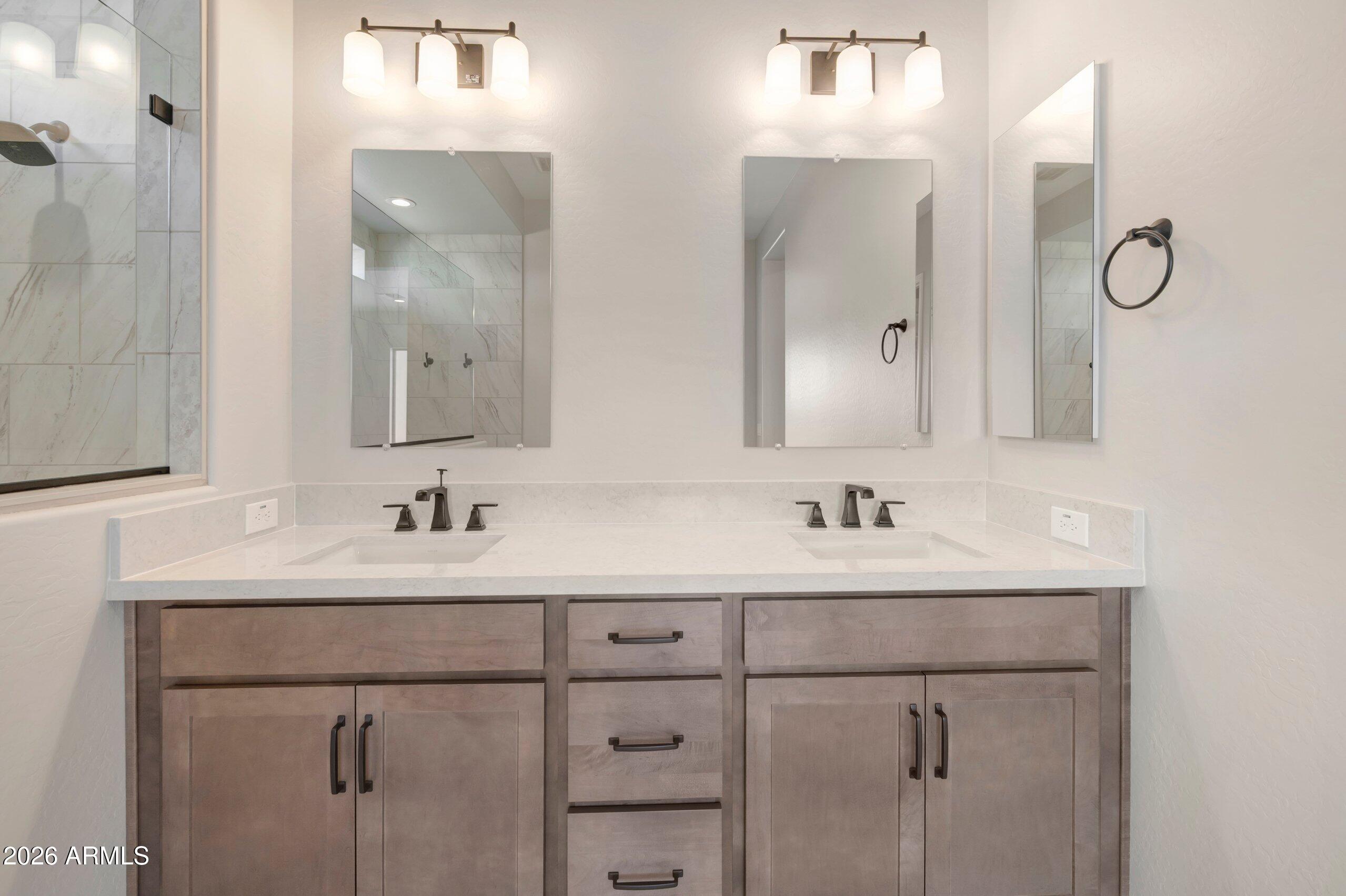 CANYON VIEWS PHASE 3 UNIT 3 - Residential
