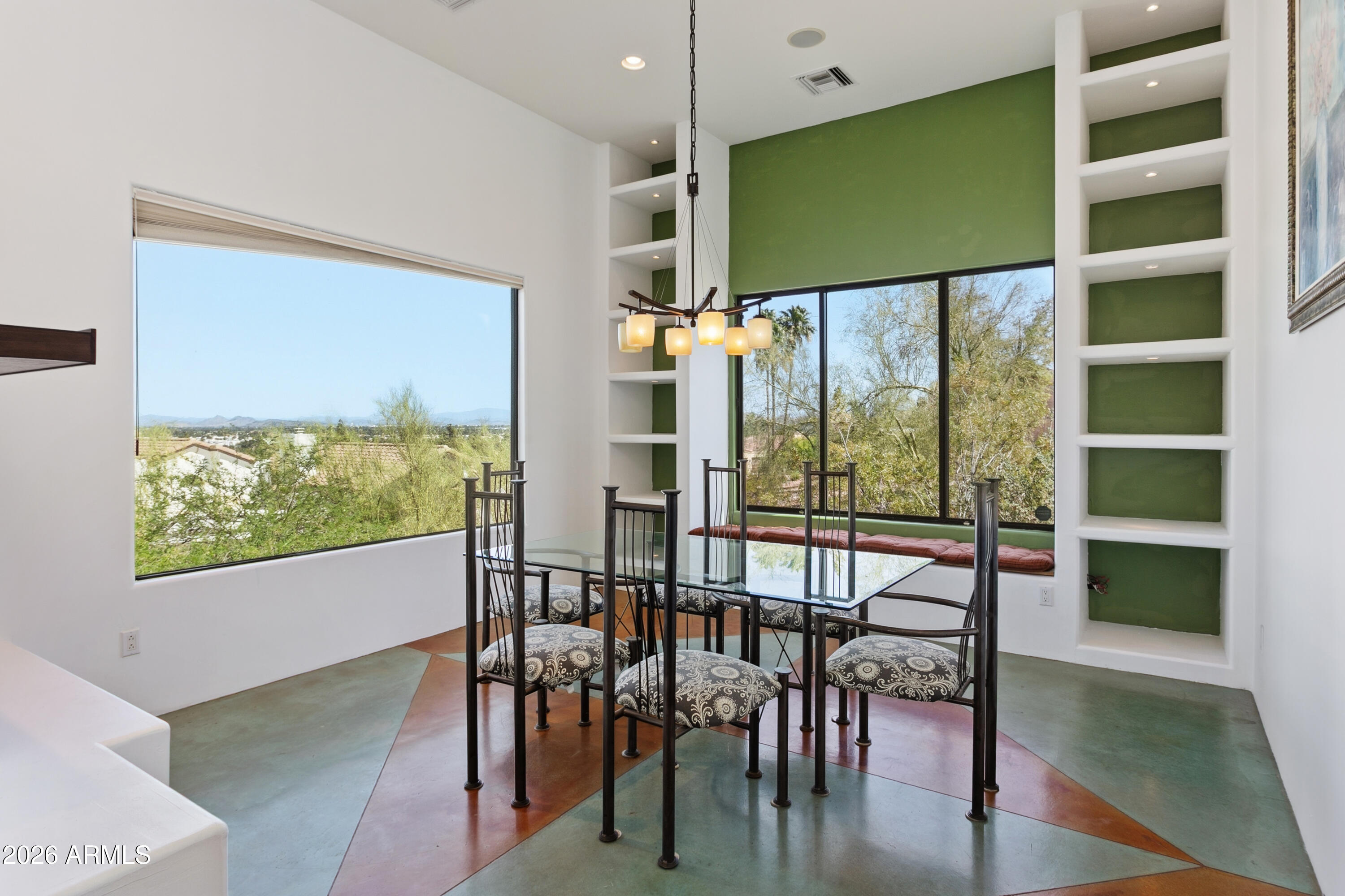 LOOKOUT RIDGE - Residential
