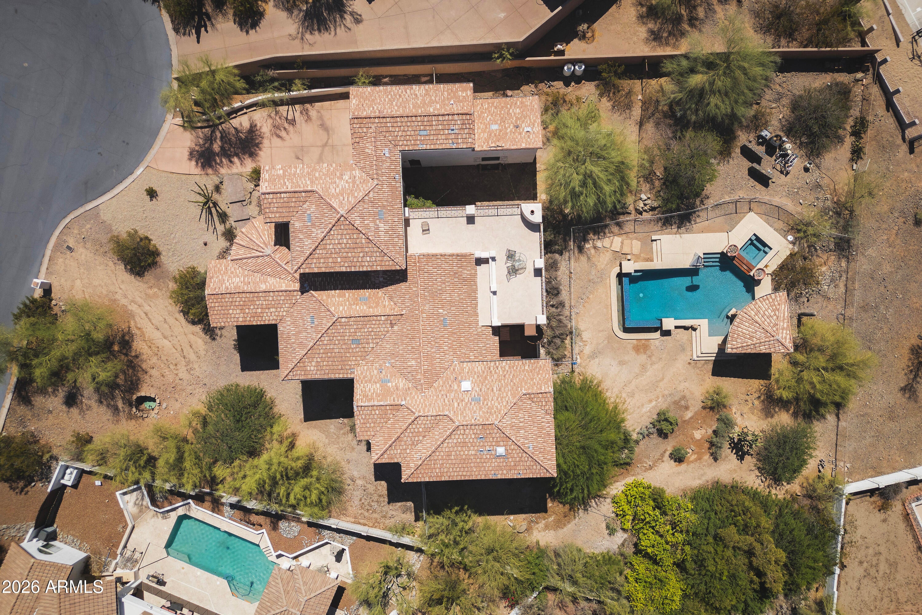 LOOKOUT RIDGE - Residential