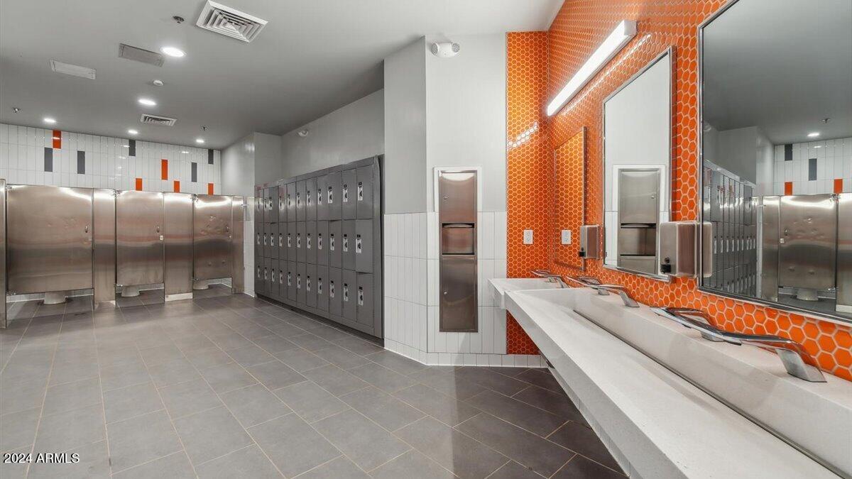MAGMA RANCH II UNIT 1 - Residential