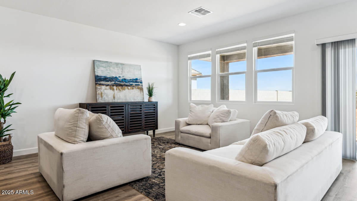 MAGMA RANCH II UNIT 1 - Residential
