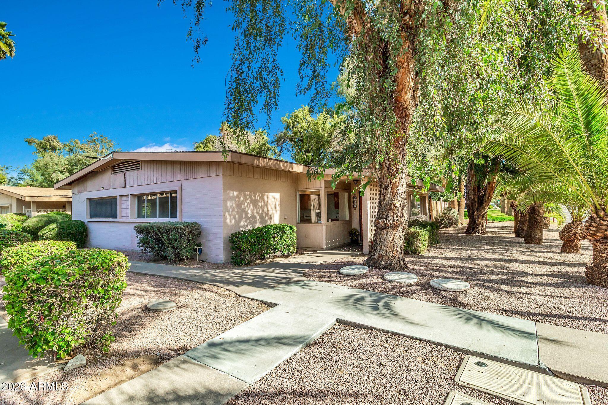 SIR LANCELOT VILLAGE - Residential