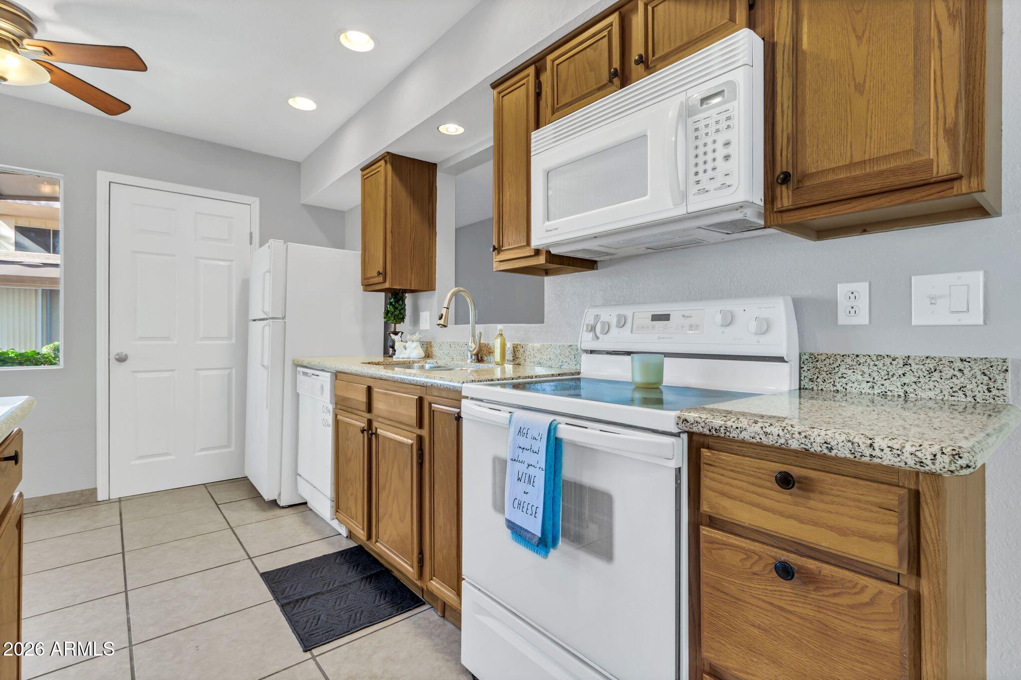 SIR LANCELOT VILLAGE - Residential