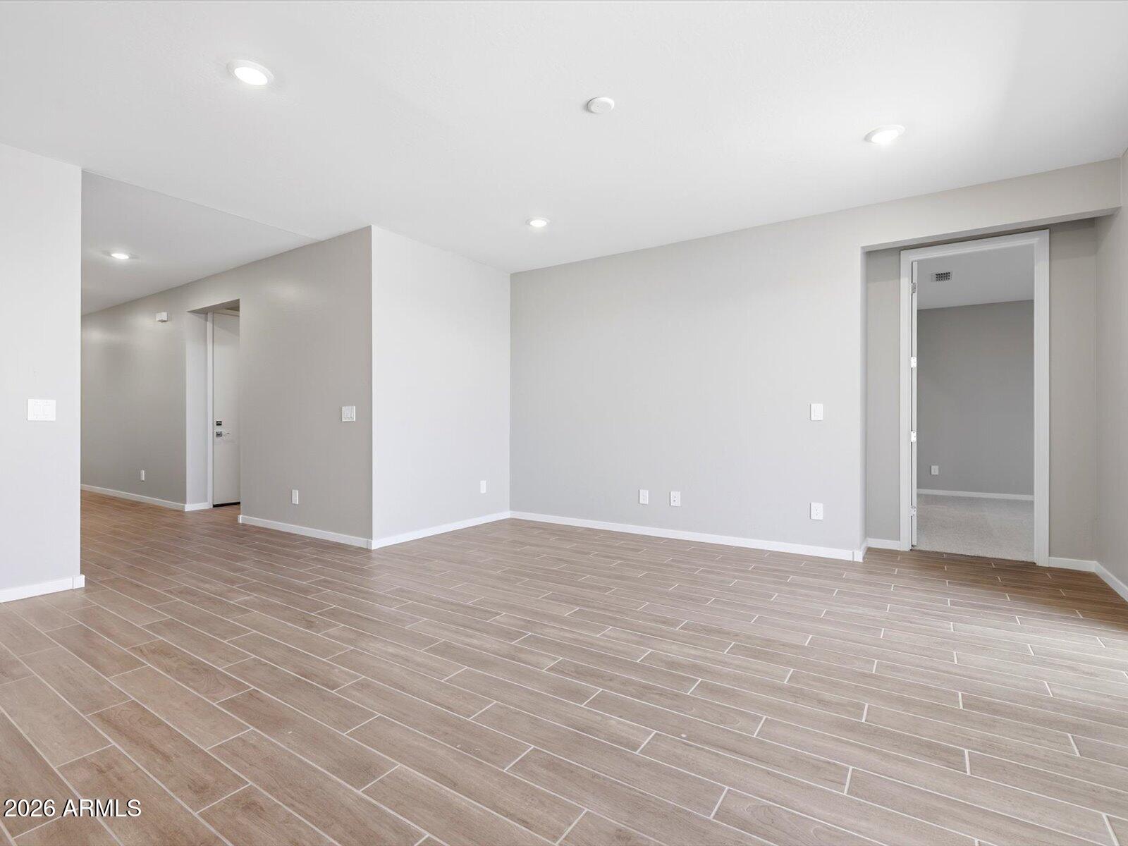 LEGACY PLACE PHASE 1 GLENDALE - Residential