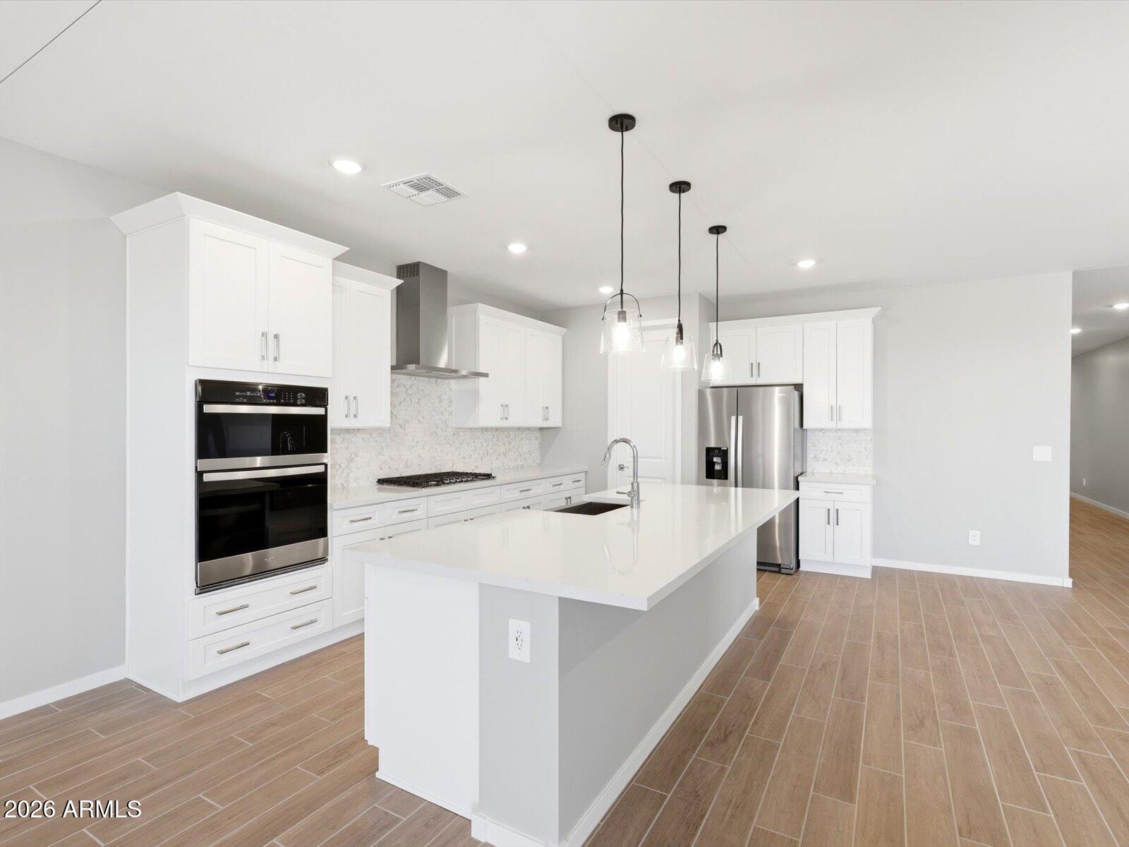 LEGACY PLACE PHASE 1 GLENDALE - Residential