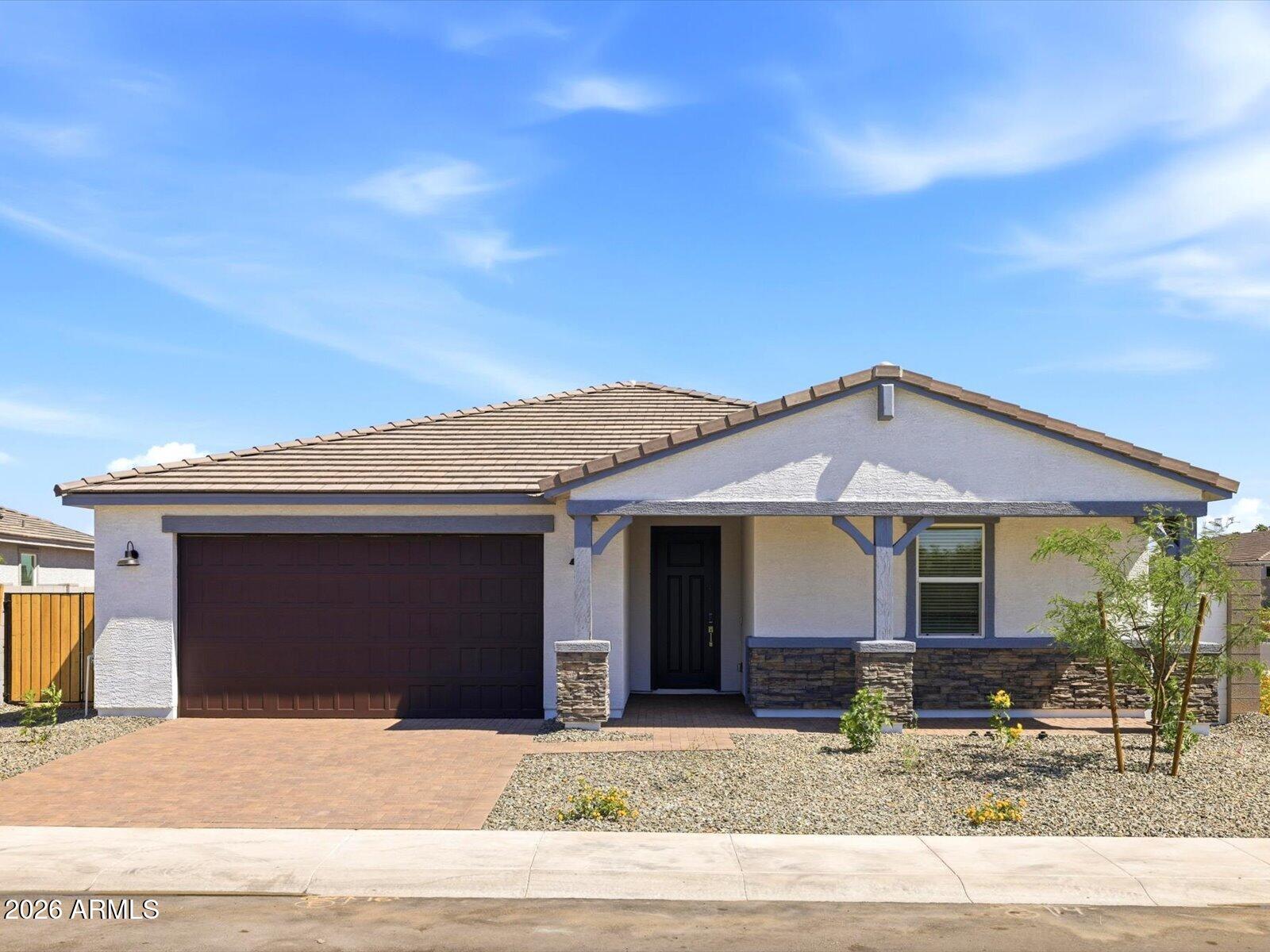 LEGACY PLACE PHASE 1 GLENDALE - Residential