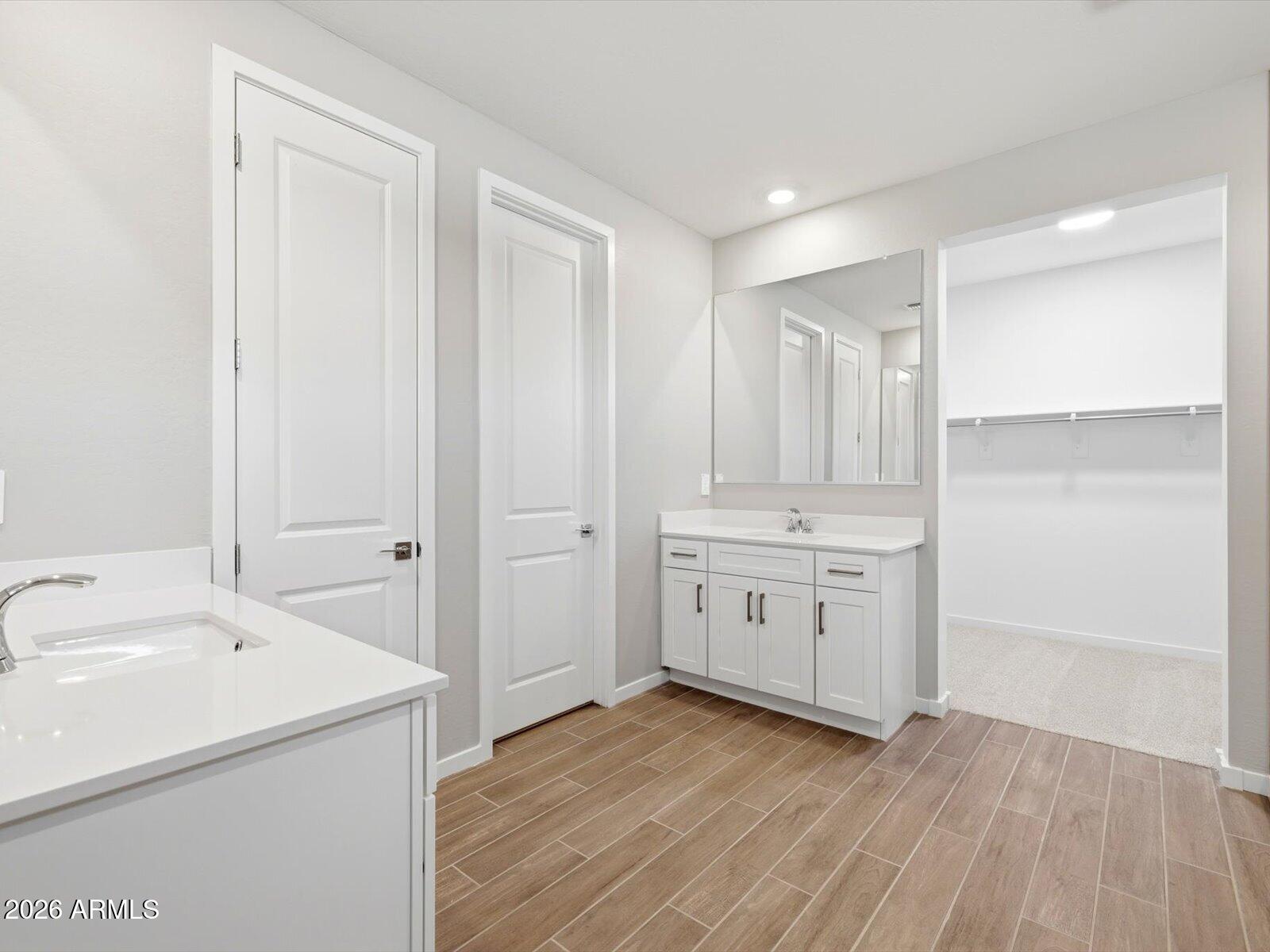 LEGACY PLACE PHASE 1 GLENDALE - Residential