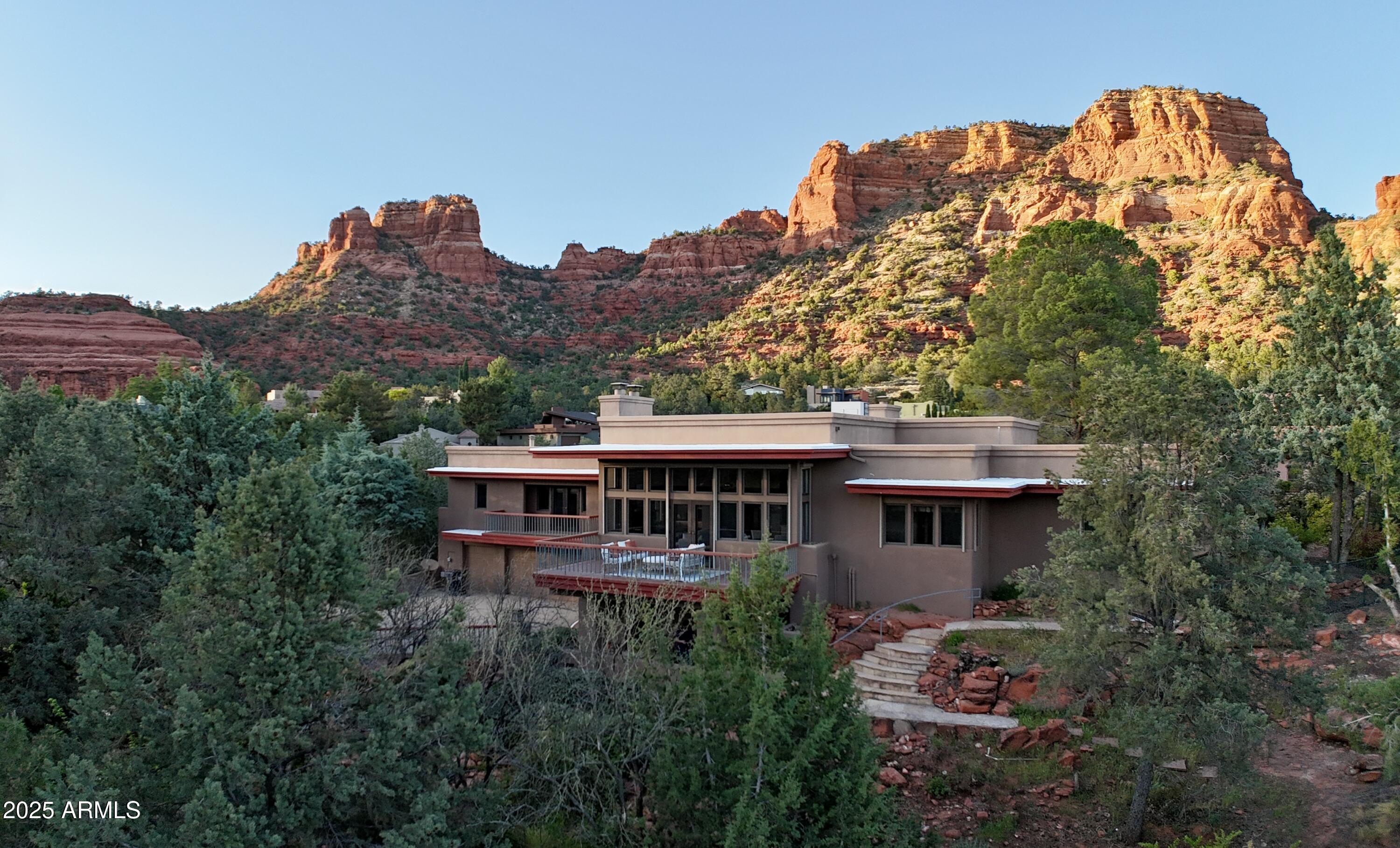 RED ROCK COVE EAST - Residential