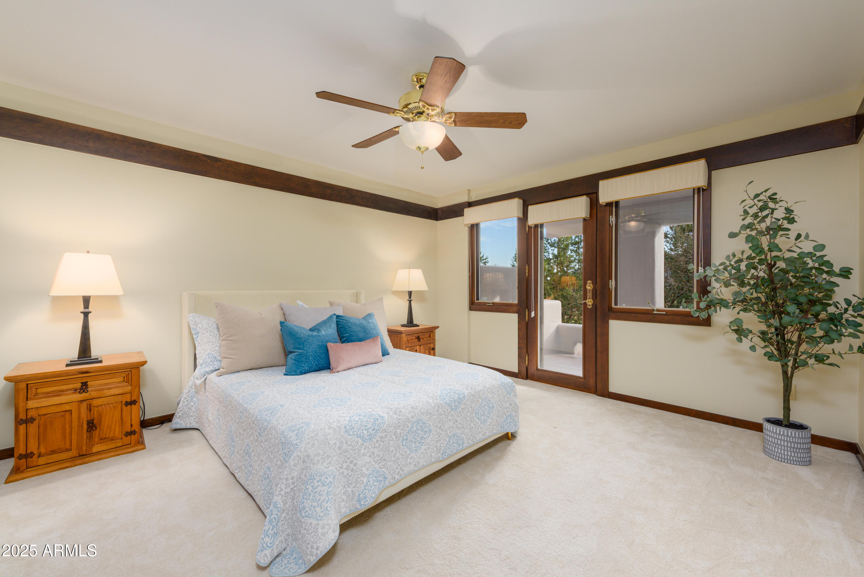RED ROCK COVE EAST - Residential