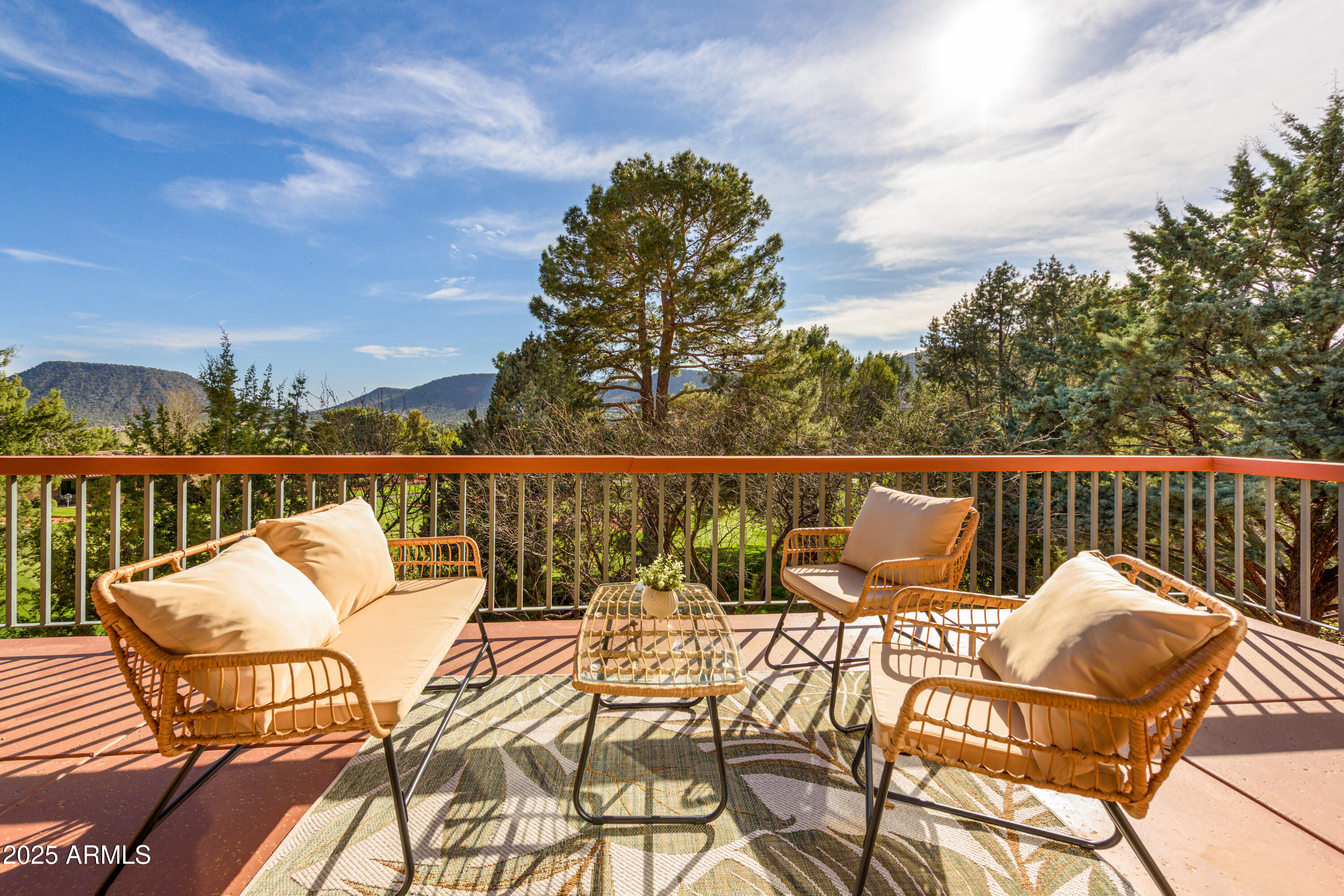 RED ROCK COVE EAST - Residential