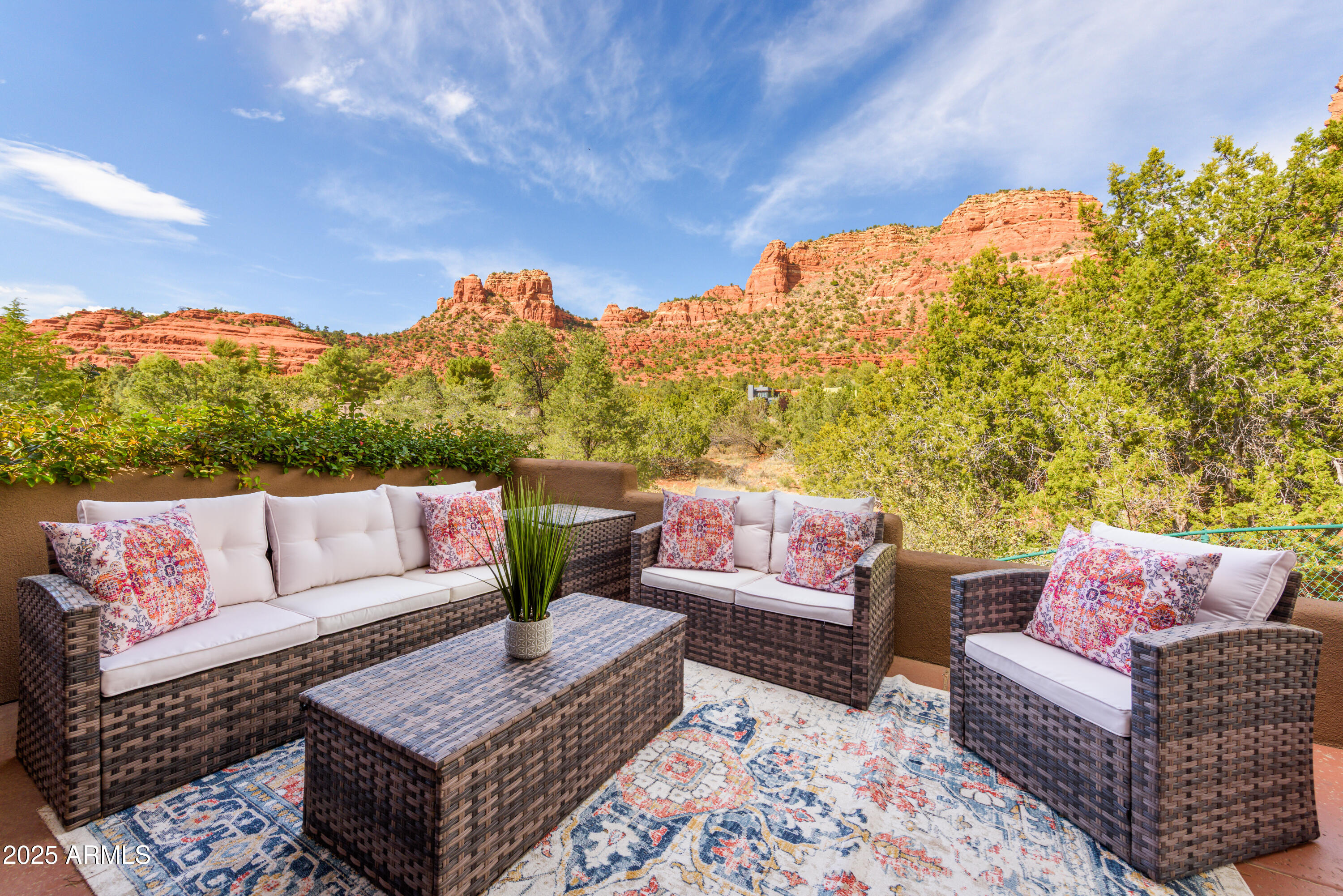 RED ROCK COVE EAST - Residential