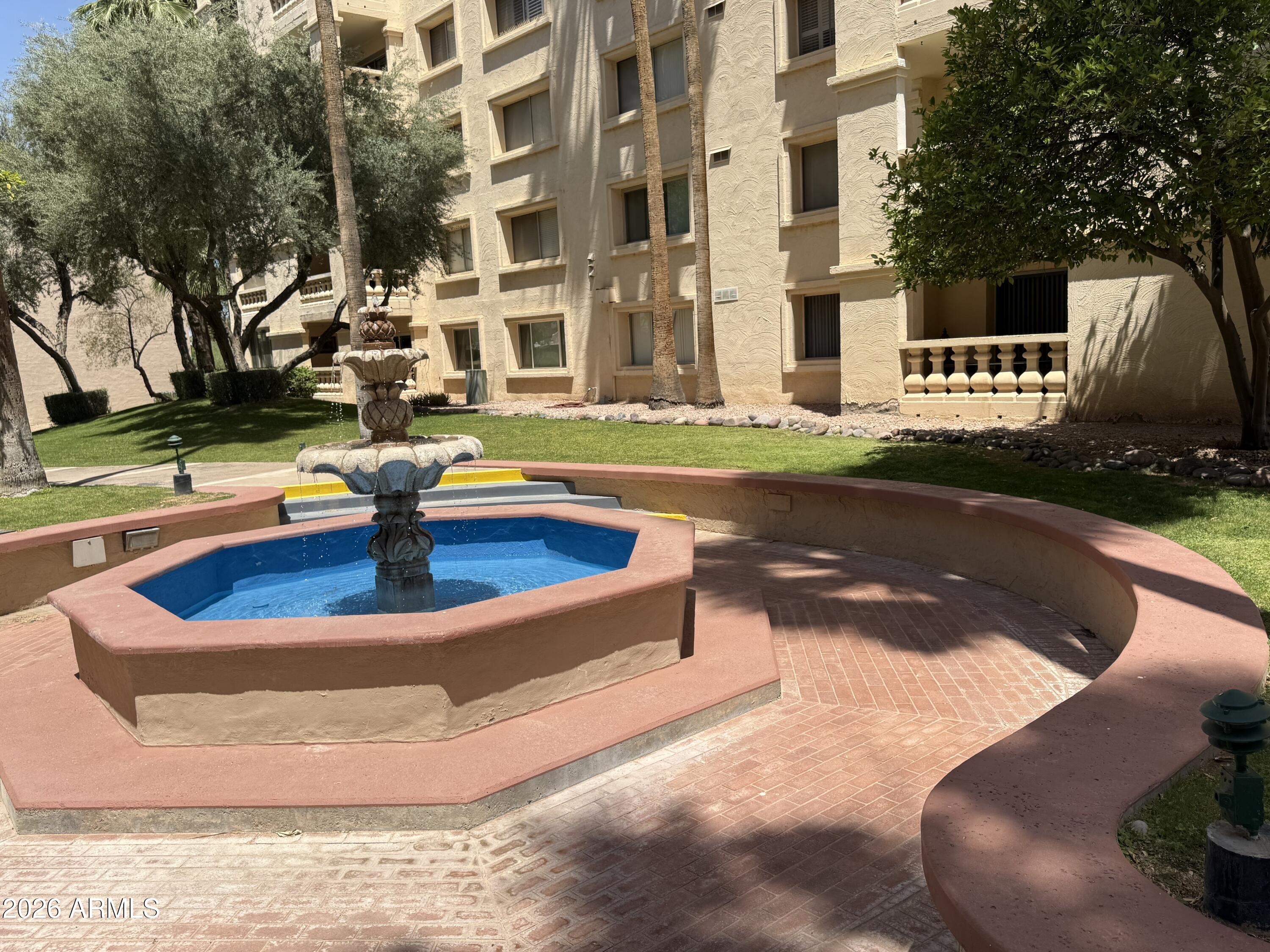 SCOTTSDALE SHADOWS 3 - Residential