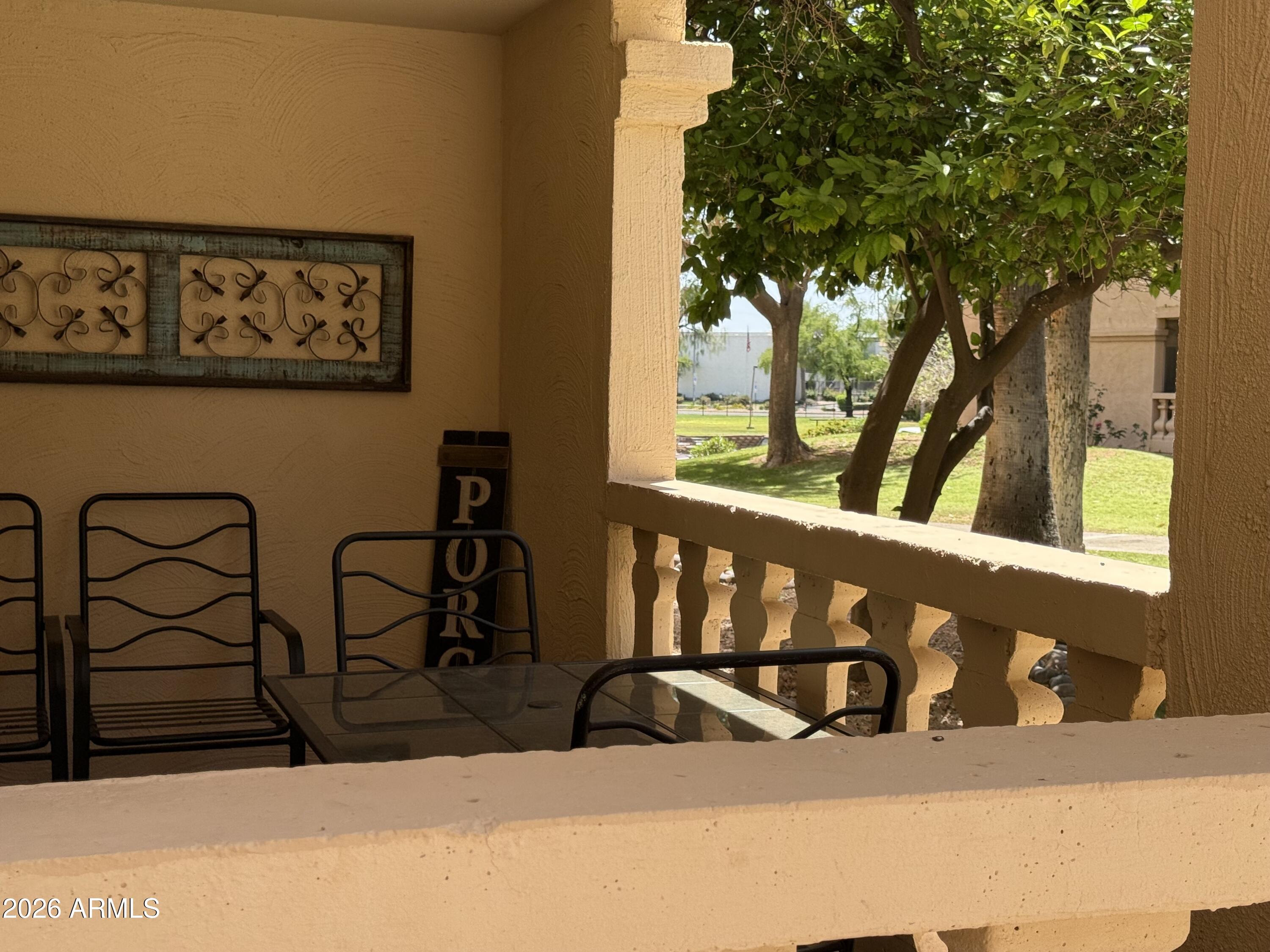 SCOTTSDALE SHADOWS 3 - Residential