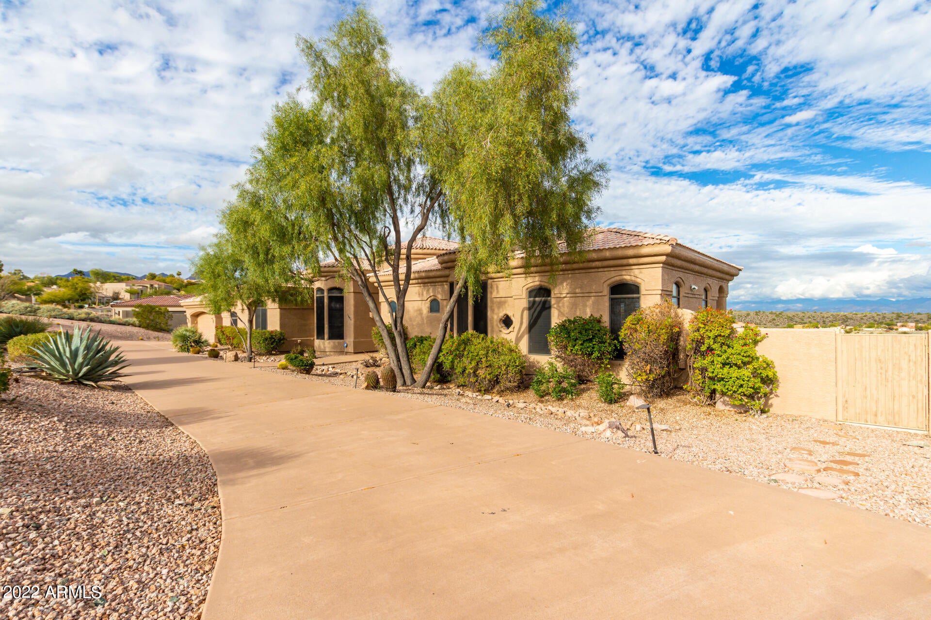FOUNTAIN HILLS ARIZONA NO. 506-C BLOCK 2 LOTS 1 TH - Residential
