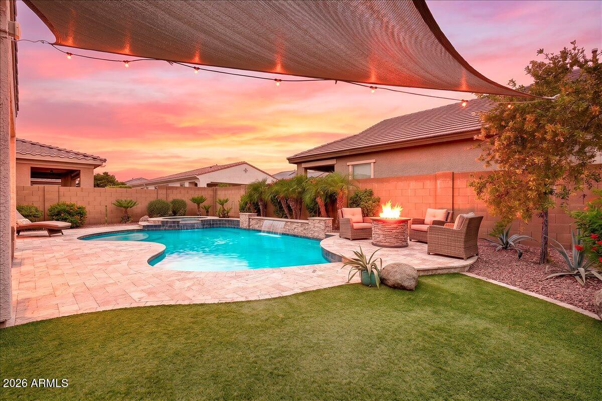 VERRADO EAST DISTRICT RESIDENTIAL PHASE 1 - Residential