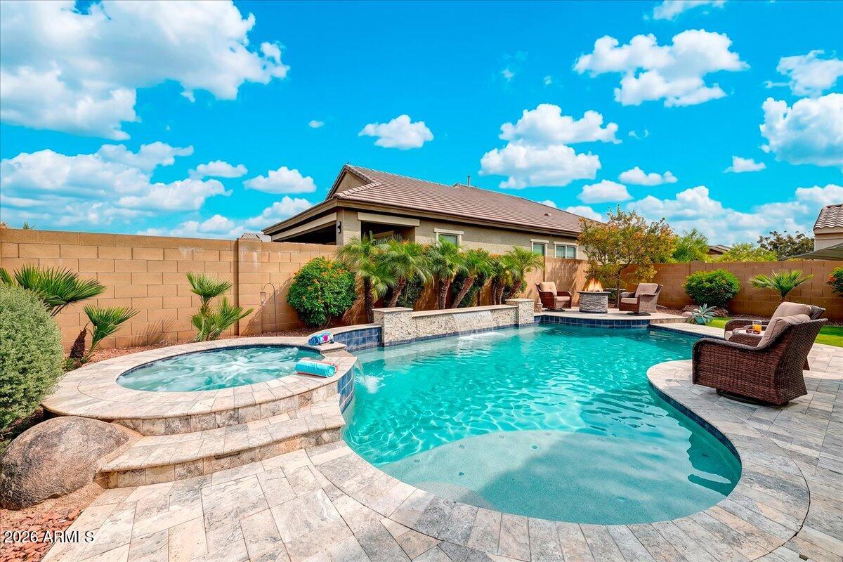 VERRADO EAST DISTRICT RESIDENTIAL PHASE 1 - Residential