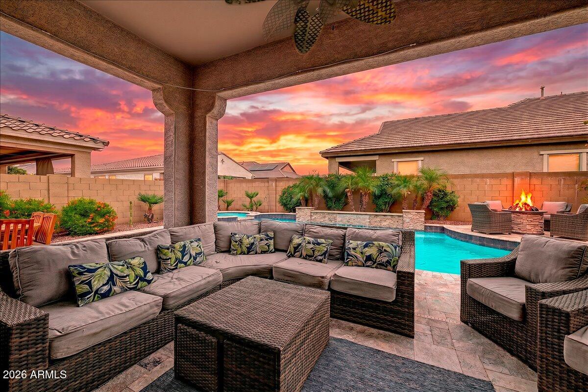 VERRADO EAST DISTRICT RESIDENTIAL PHASE 1 - Residential