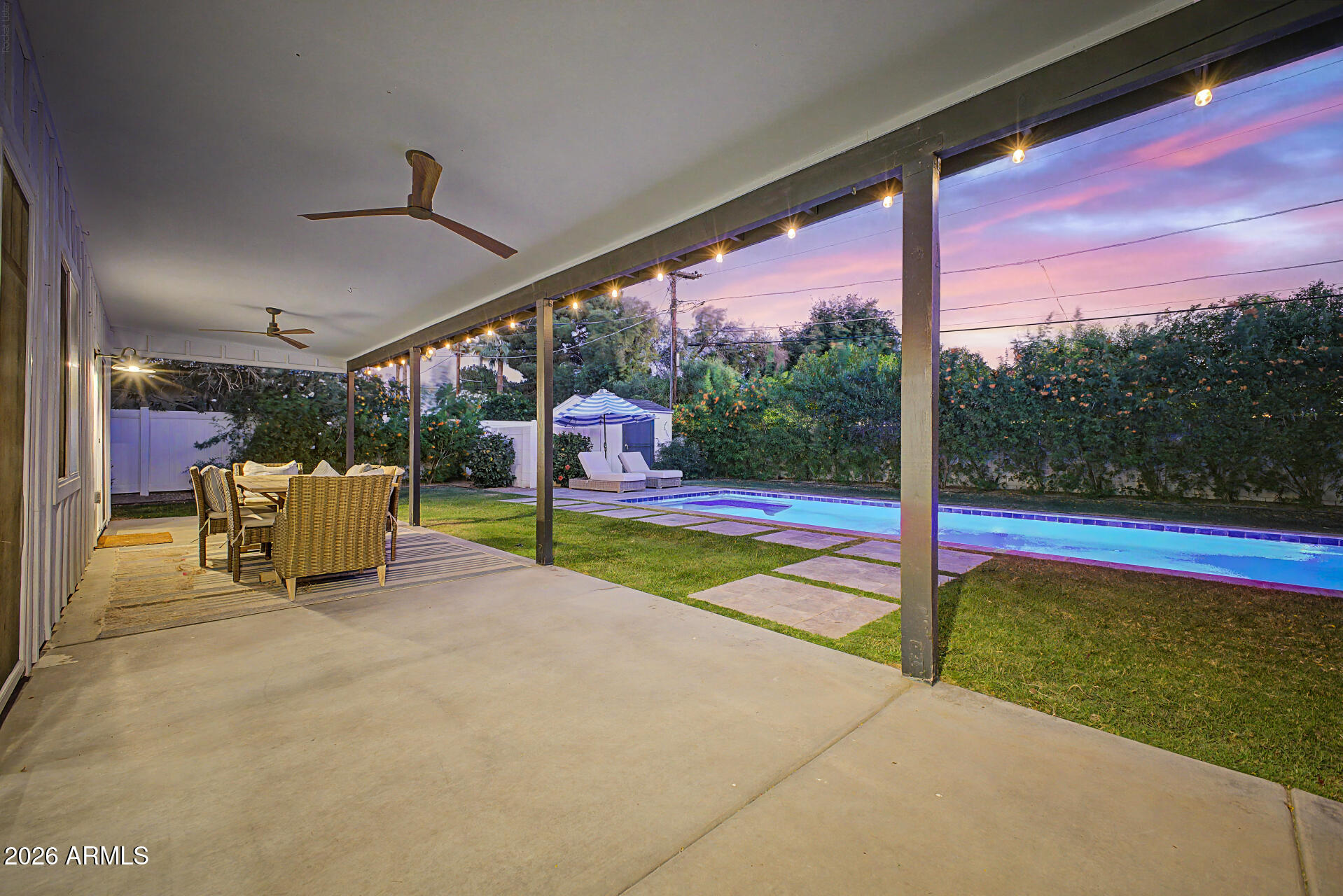 PARAMOUNT VISTA - Residential