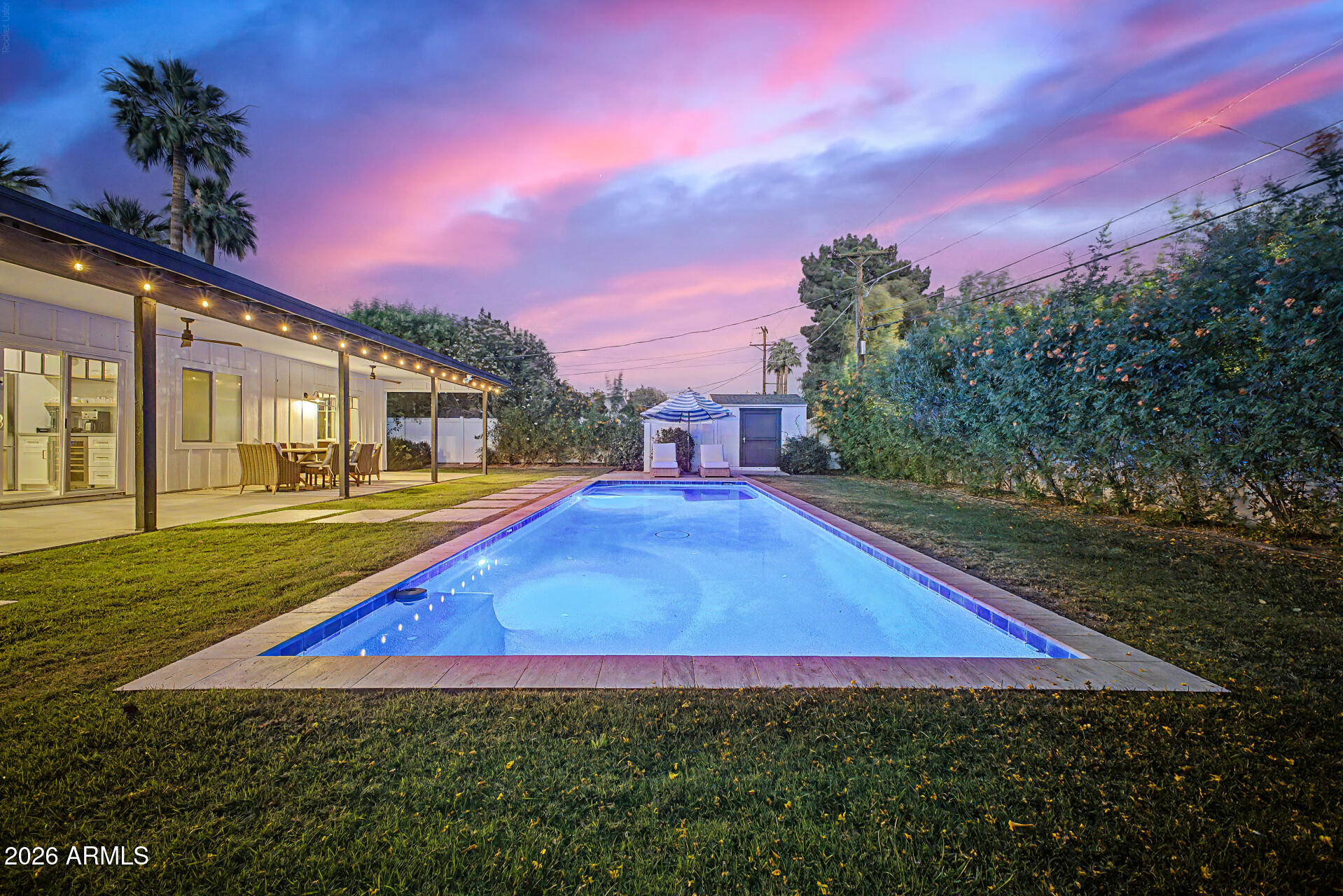 PARAMOUNT VISTA - Residential