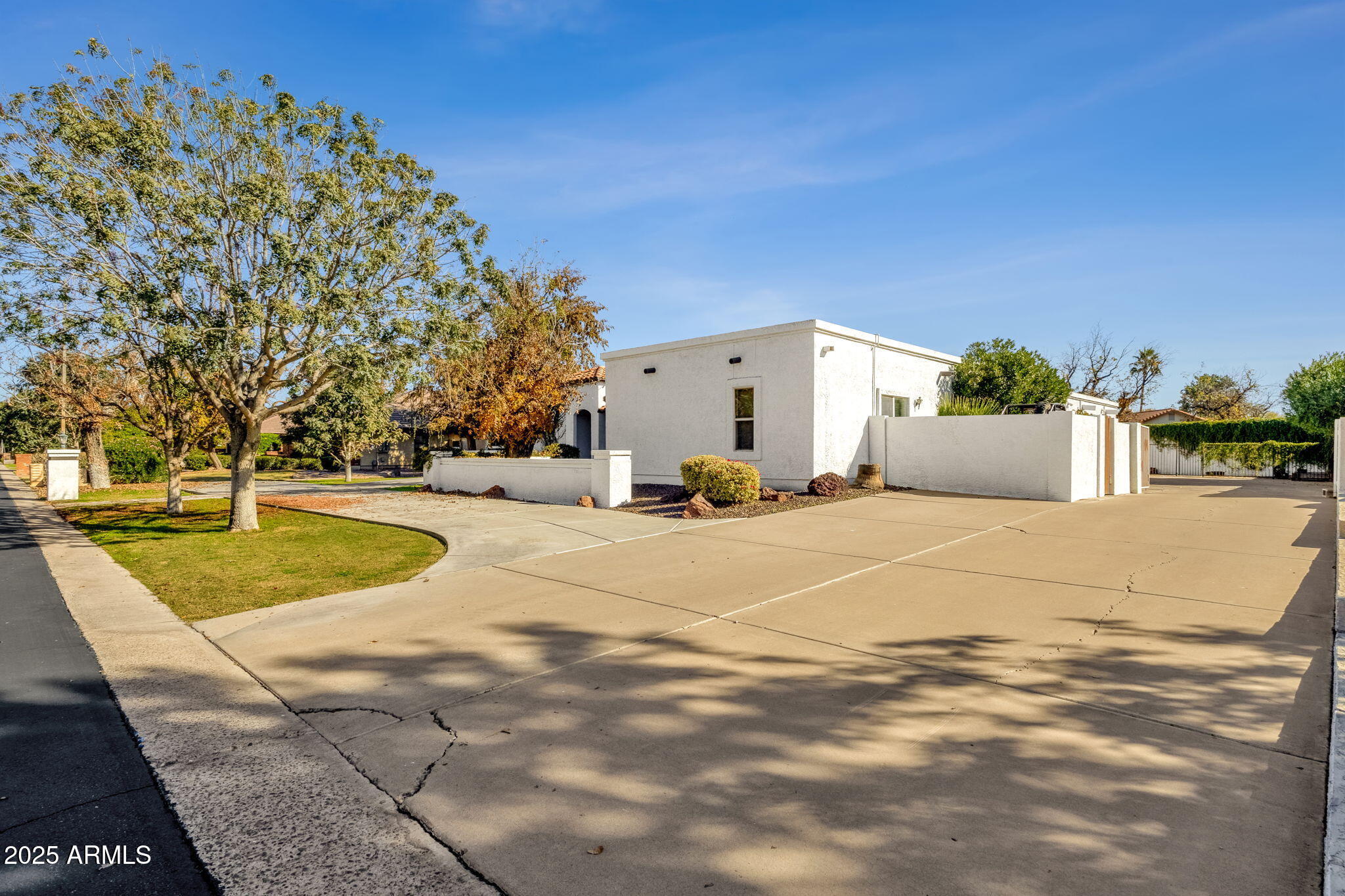 GROVES OF GILBERT - Residential