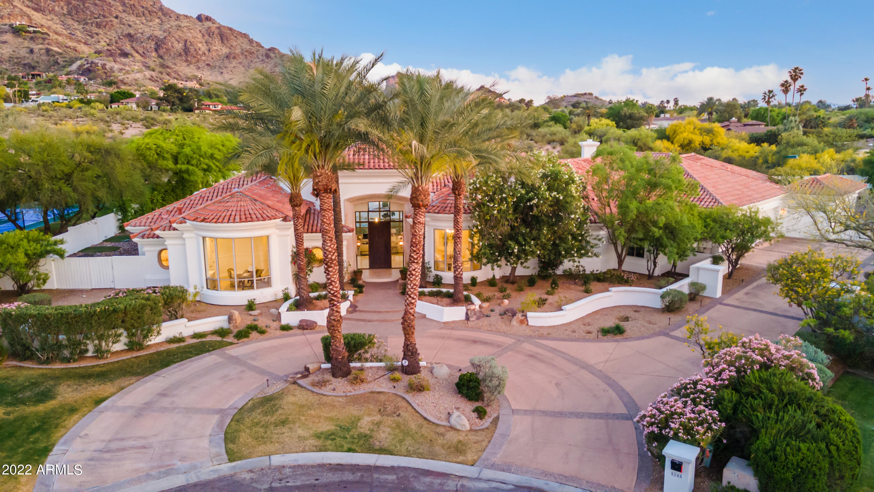 CANYON HORIZONS - Residential