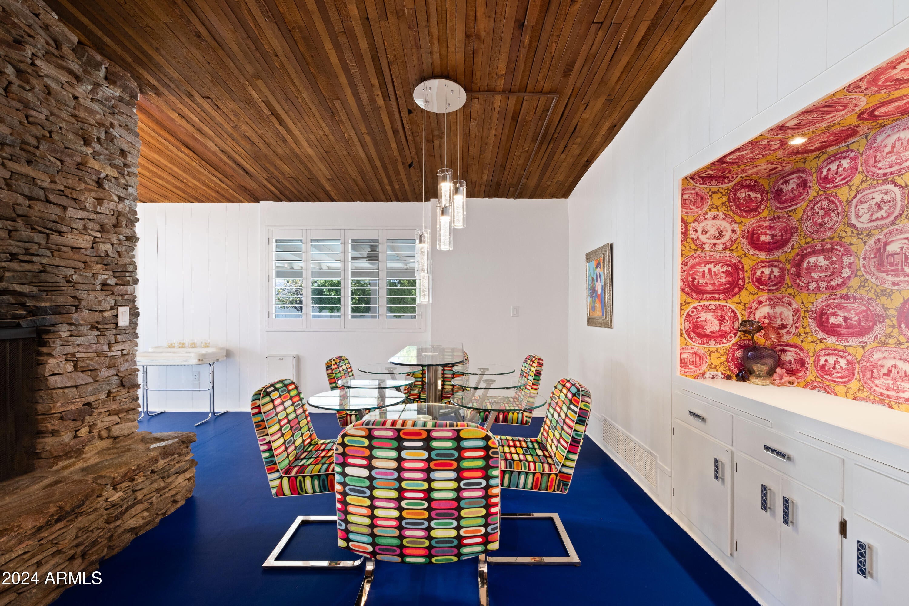 PARADISE VALLEY RANCHOS 2 - Residential